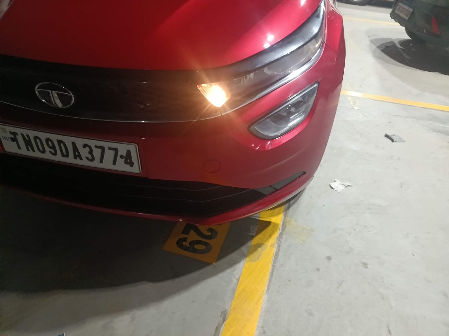 Used 2022 Tata Altroz XZA Petrol Petrol Automatic dents MINOR SCRATCH