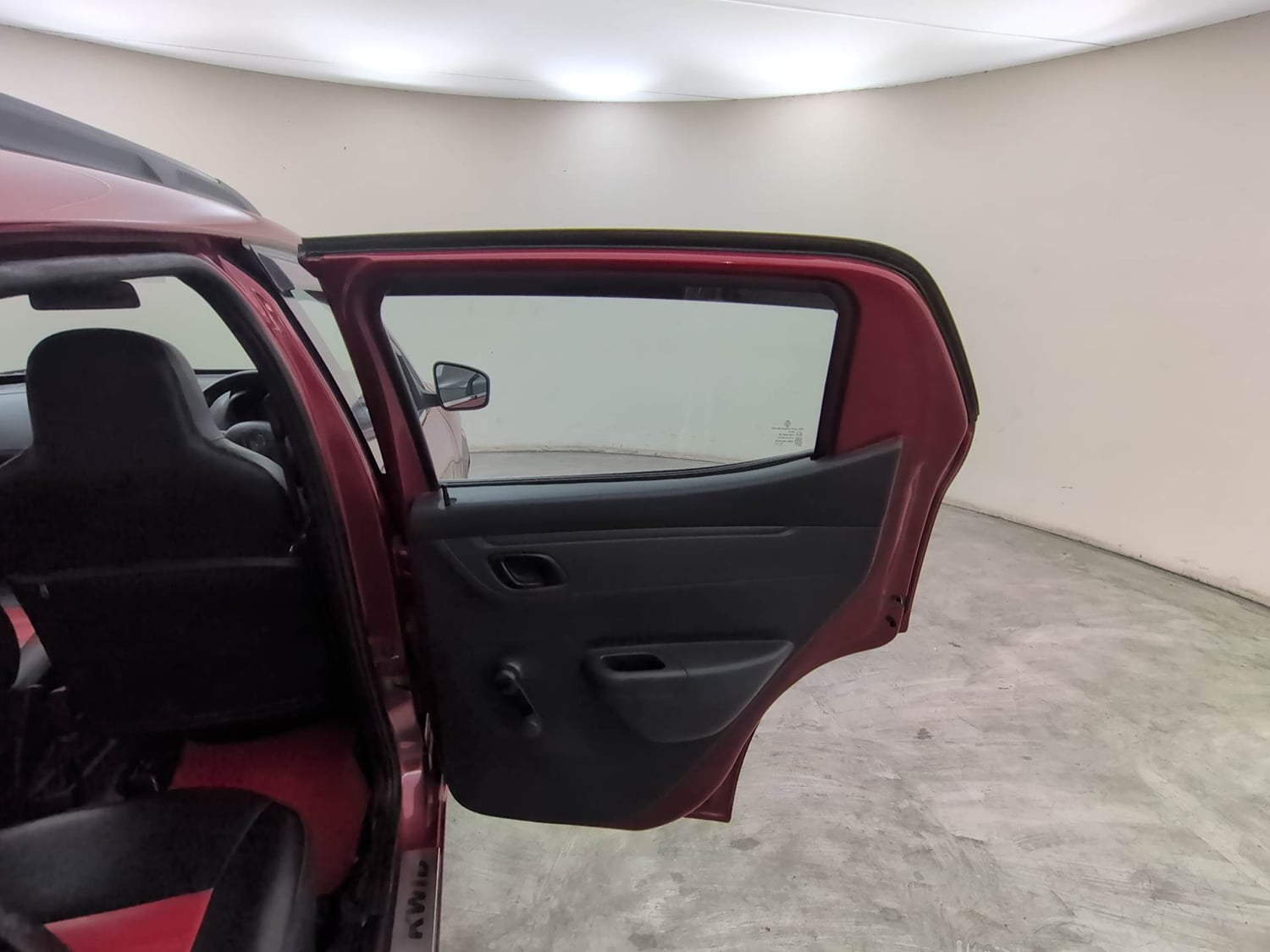 Used 2015 Renault Kwid RXT Petrol Manual interior RIGHT REAR DOOR OPEN VIEW