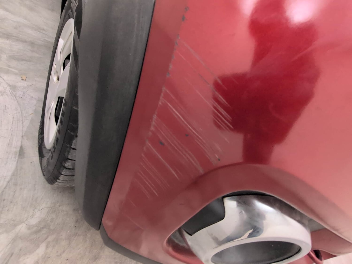 Used 2015 Renault Kwid RXT Petrol Manual dents MINOR SCRATCH