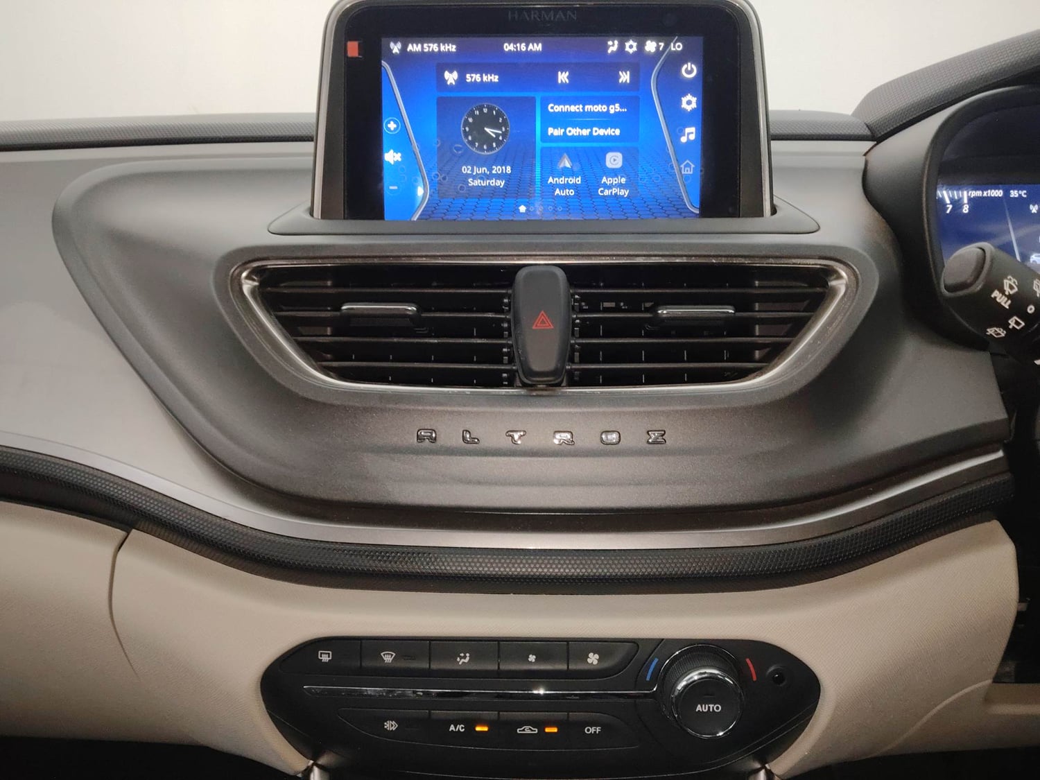 Used 2021 Tata Altroz XZ Plus Petrol Petrol Manual interior MUSIC SYSTEM & AC CONTROL VIEW