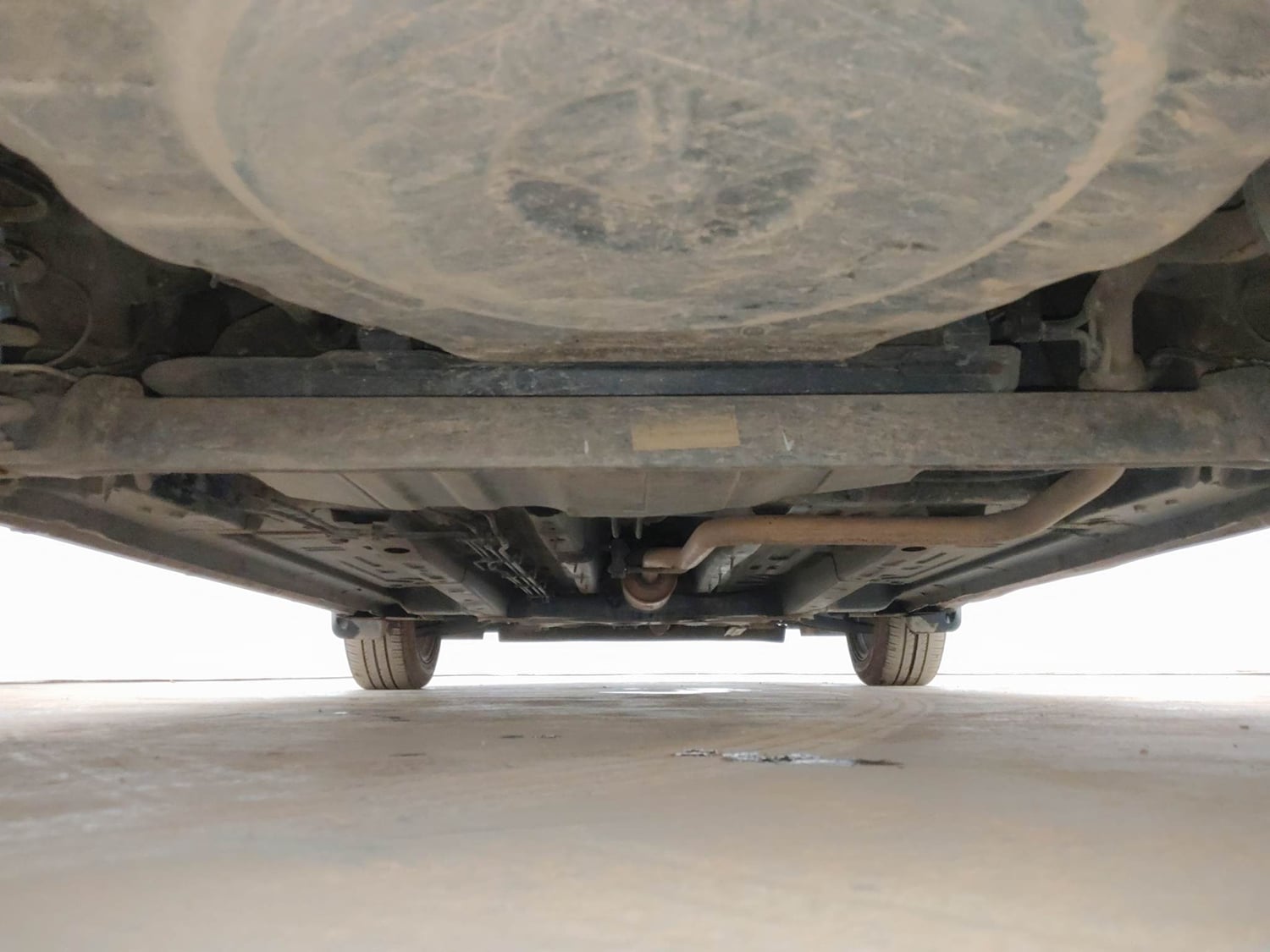 Used 2021 Tata Altroz XZ Plus Petrol Petrol Manual extra REAR UNDERBODY VIEW (TAKEN FROM REAR)