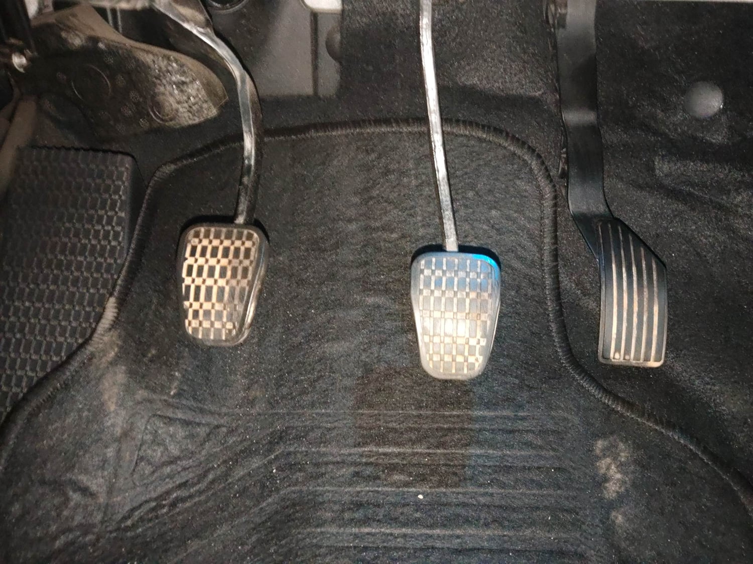 Used 2021 Tata Altroz XZ Plus Petrol Petrol Manual interior PEDALS VIEW