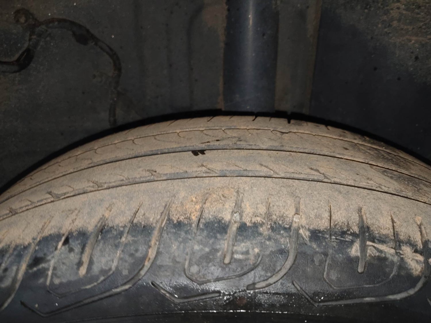 Used 2021 Tata Altroz XZ Plus Petrol Petrol Manual tyres LEFT REAR TYRE TREAD VIEW