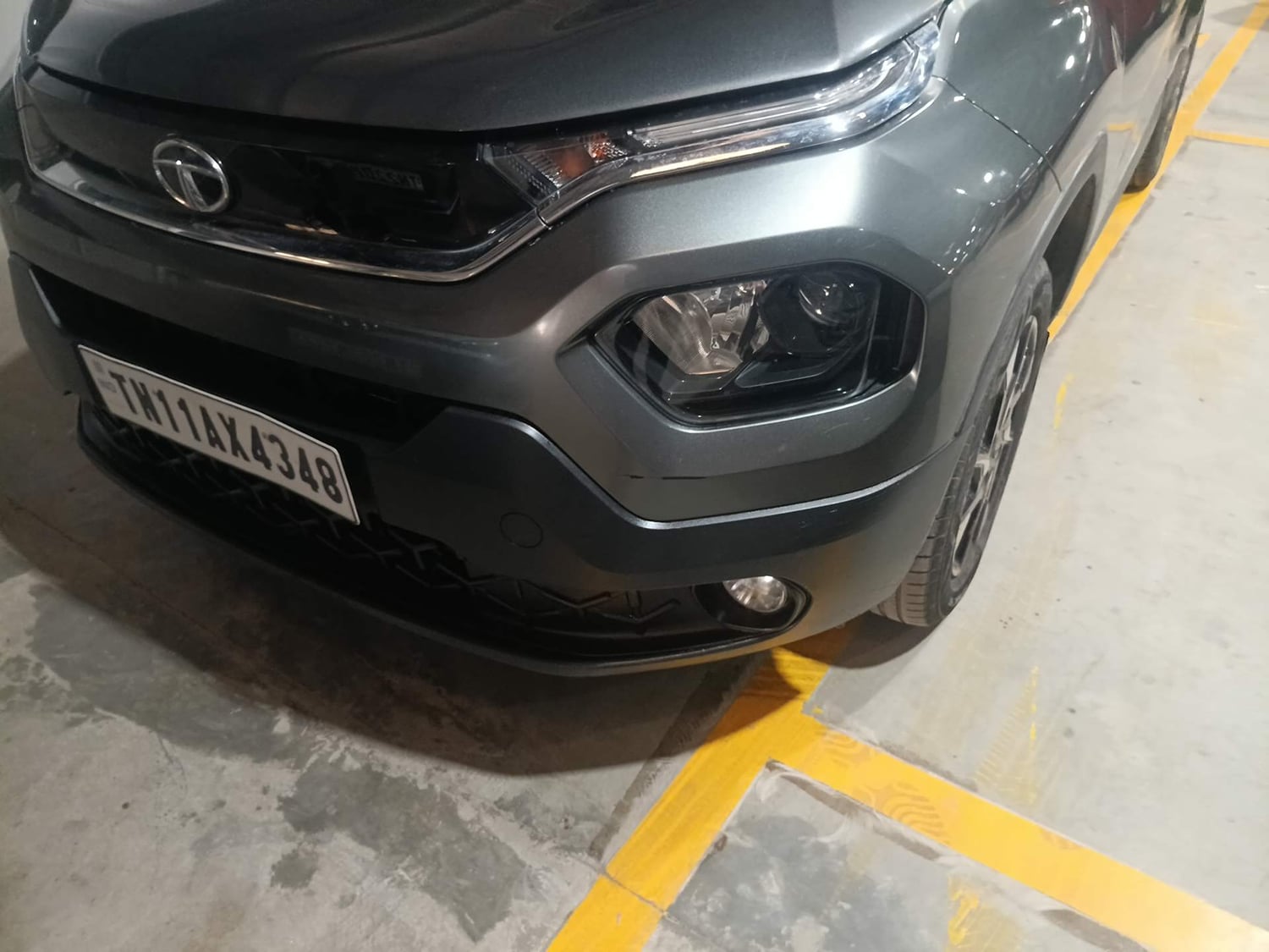 Used 2022 Tata Punch Creative Dual Tone Petrol Manual dents MINOR SCRATCH