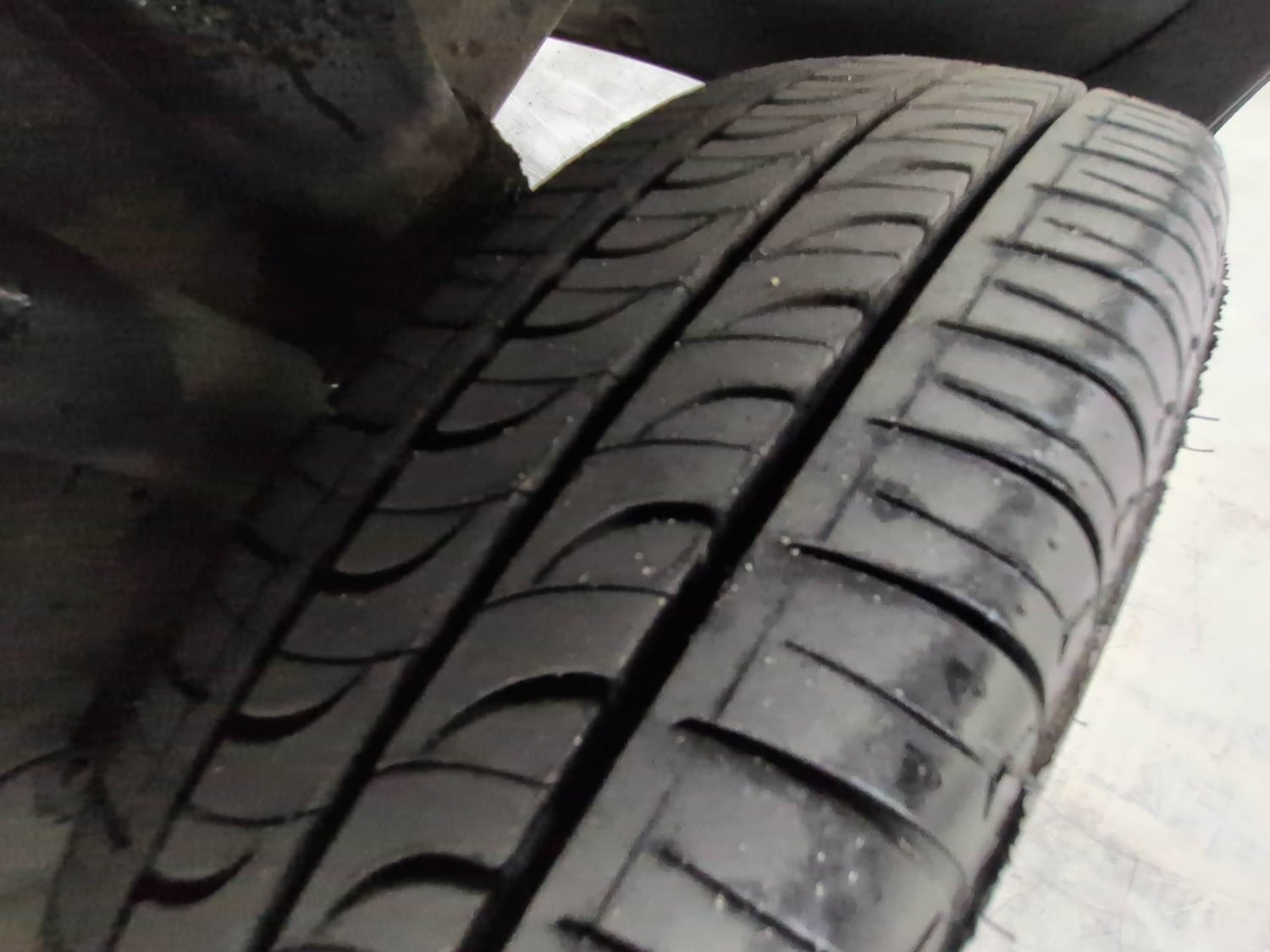 Used 2020 Hyundai Santro Magna Petrol Manual tyres LEFT REAR TYRE TREAD VIEW