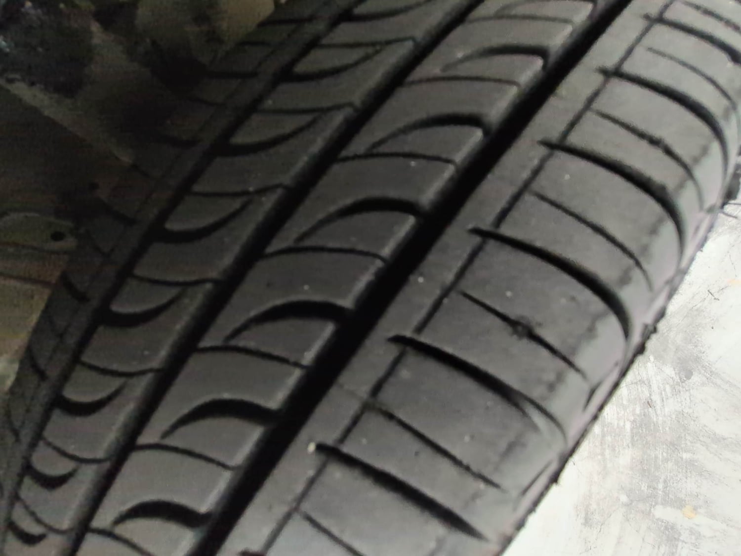 Used 2020 Hyundai Santro Magna Petrol Manual tyres LEFT FRONT TYRE TREAD VIEW