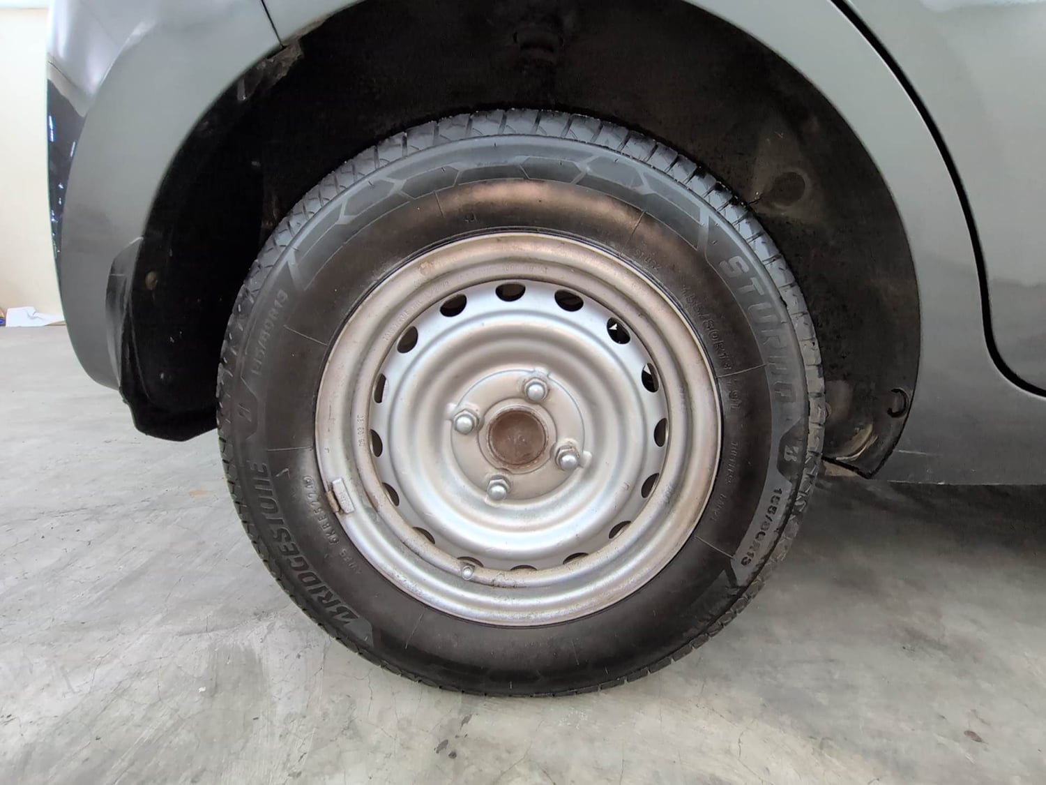 Used 2020 Hyundai Santro Magna Petrol Manual tyres RIGHT REAR TYRE RIM VIEW