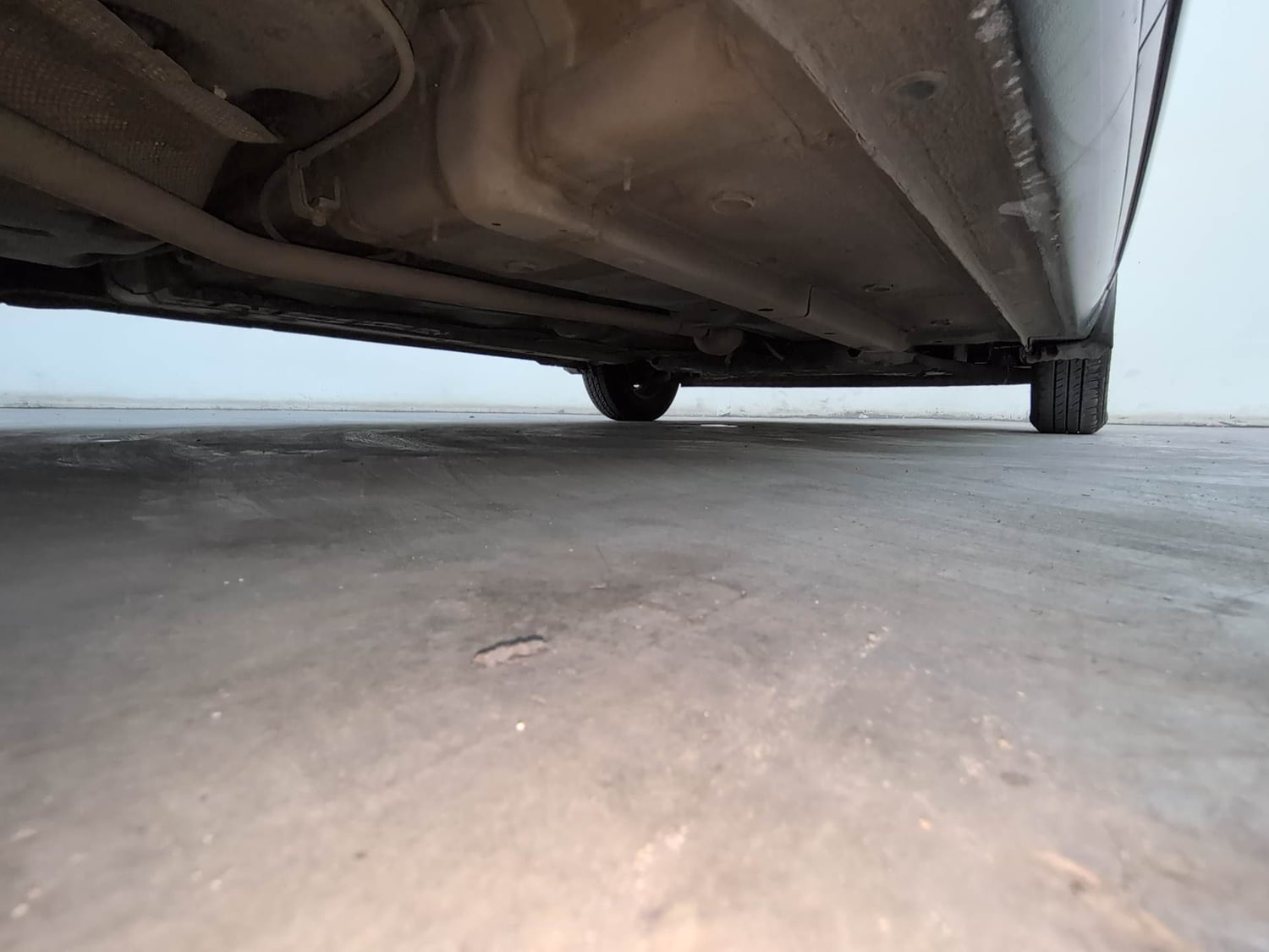 Used 2020 Hyundai Santro Magna Petrol Manual extra REAR RIGHT UNDERBODY VIEW