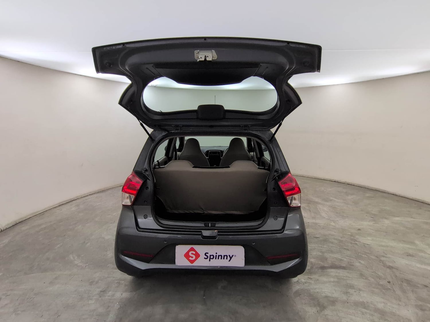 Used 2020 Hyundai Santro Magna Petrol Manual interior DICKY DOOR OPEN VIEW
