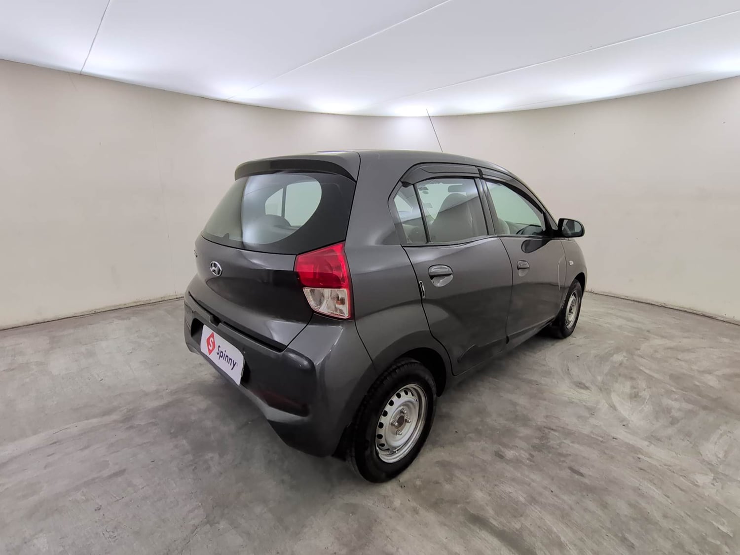 Used 2020 Hyundai Santro Magna Petrol Manual exterior RIGHT REAR CORNER VIEW