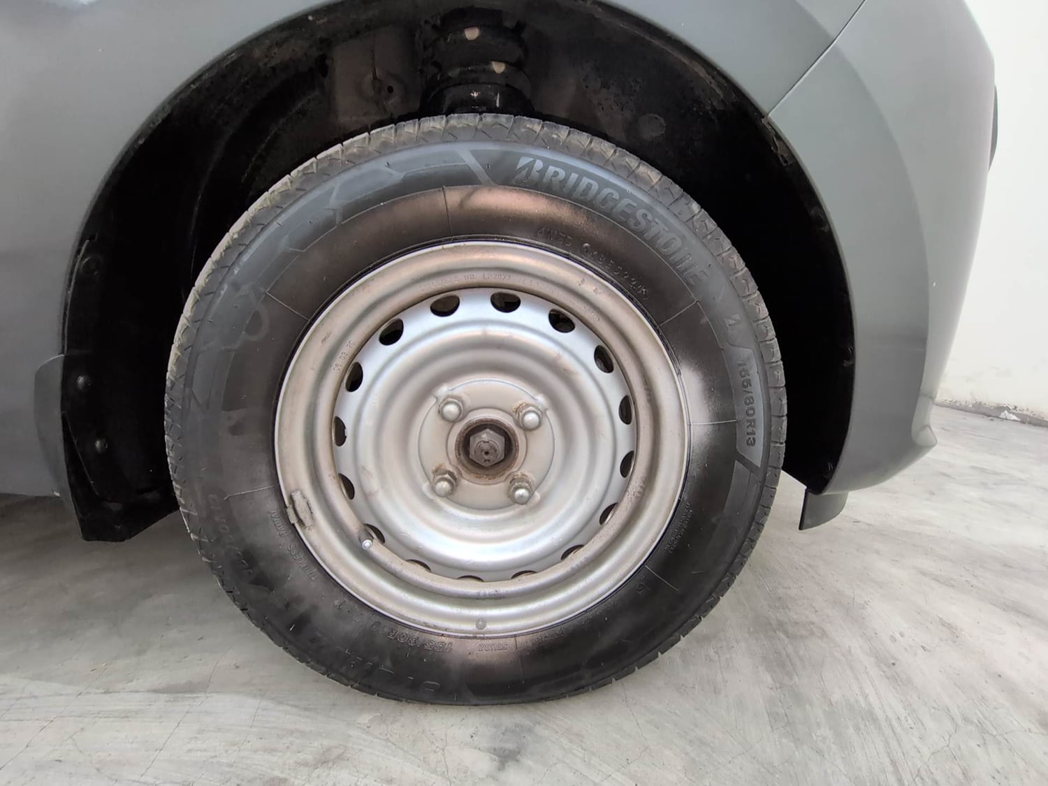 Used 2020 Hyundai Santro Magna Petrol Manual tyres RIGHT FRONT TYRE RIM VIEW