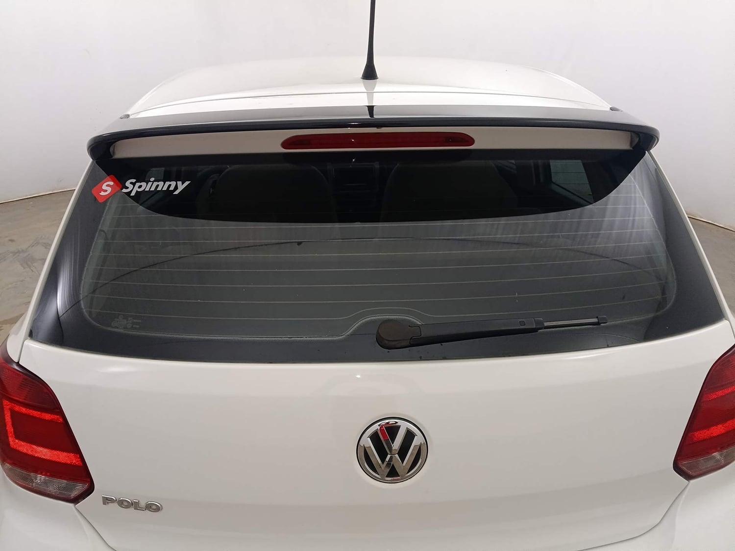 Used 2017 Volkswagen Polo Highline1.2L (P) Petrol Manual exterior BACK WINDSHIELD VIEW