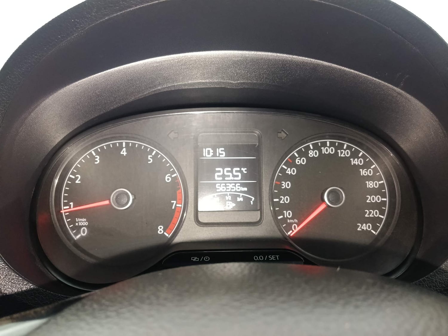 Used 2017 Volkswagen Polo Highline1.2L (P) Petrol Manual interior CLUSTERMETER VIEW