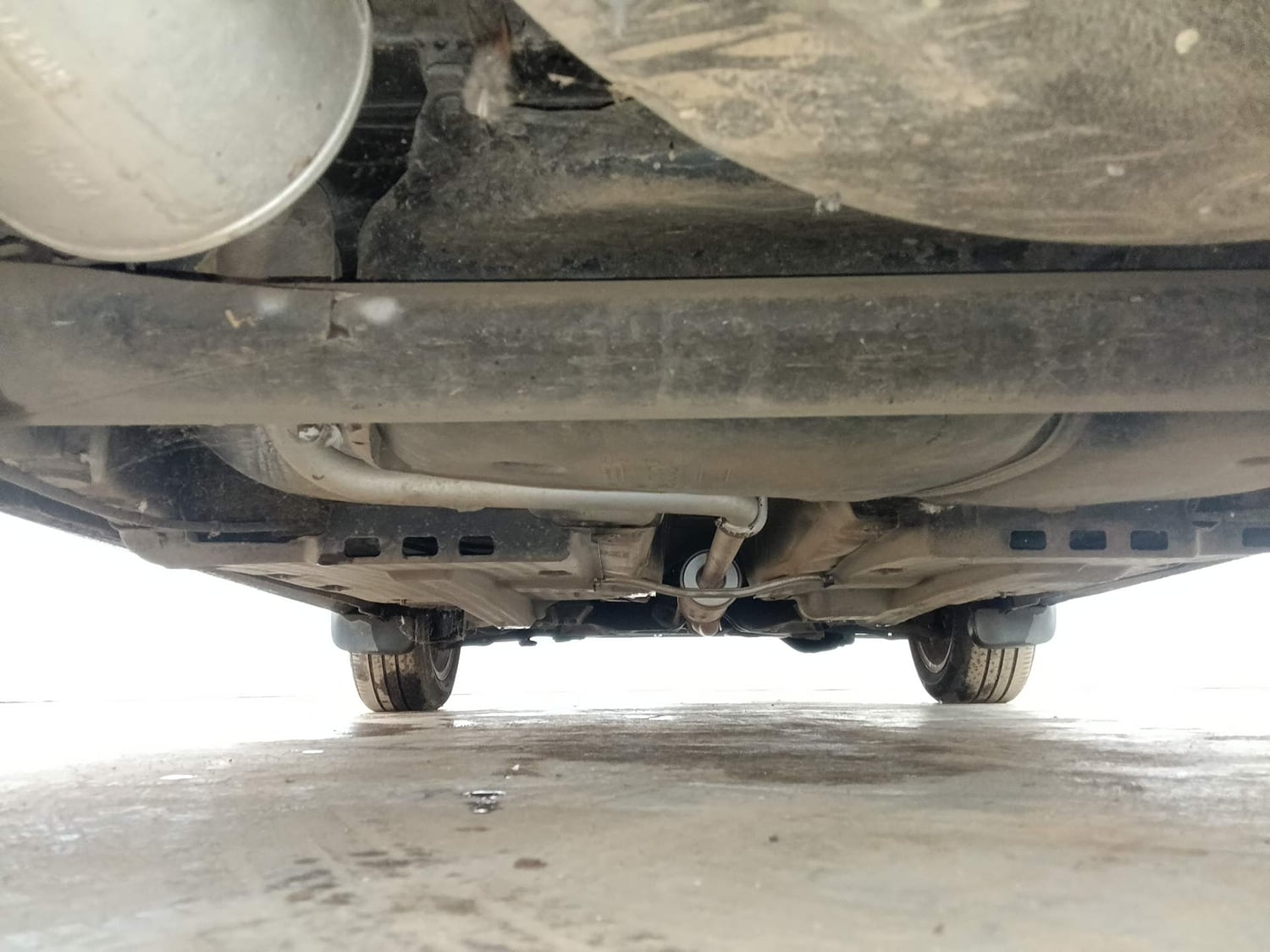 Used 2017 Volkswagen Polo Highline1.2L (P) Petrol Manual extra REAR UNDERBODY VIEW (TAKEN FROM REAR)
