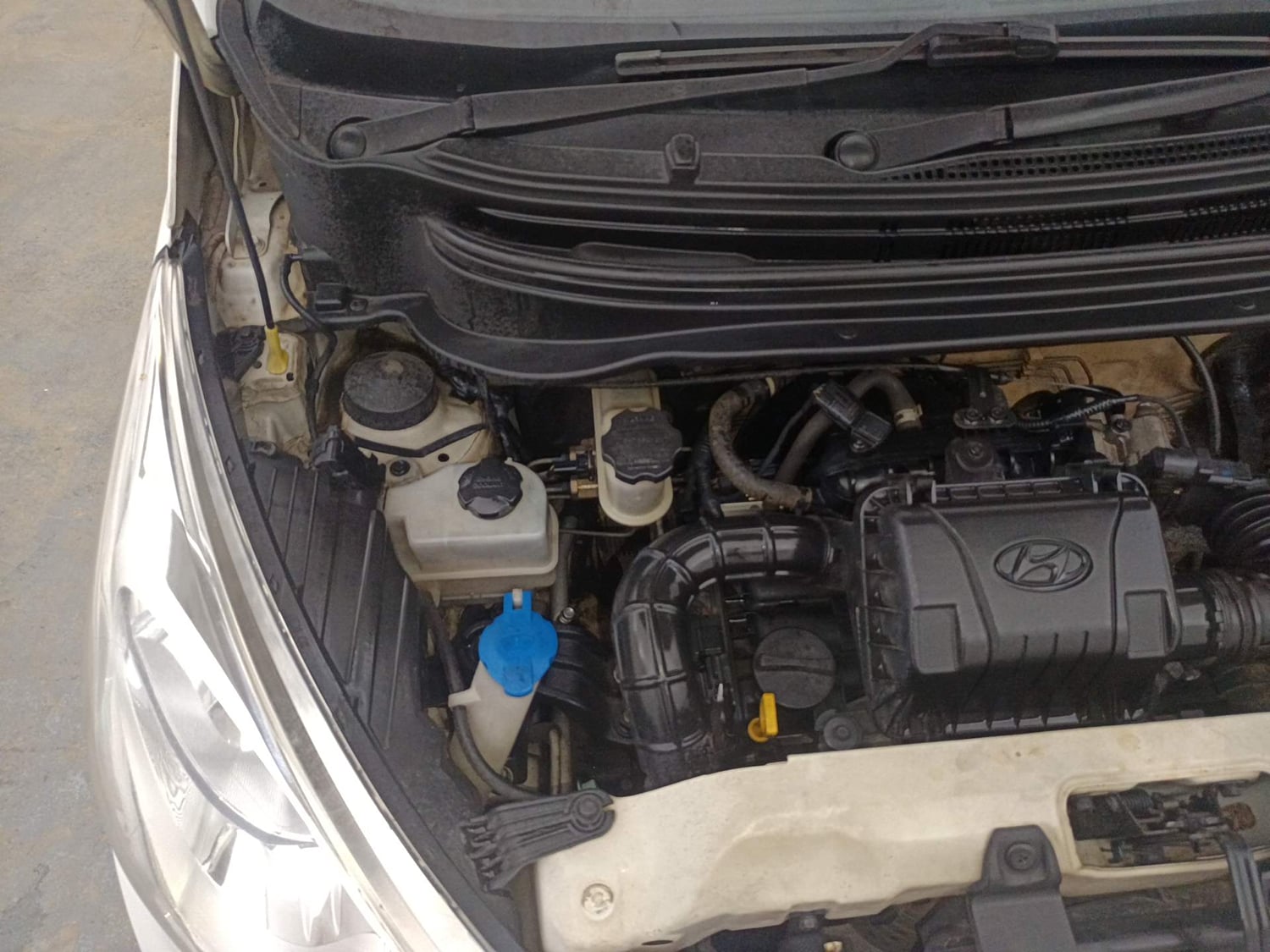 Used 2017 Hyundai Eon Era Petrol Manual engine ENGINE RIGHT SIDE VIEW