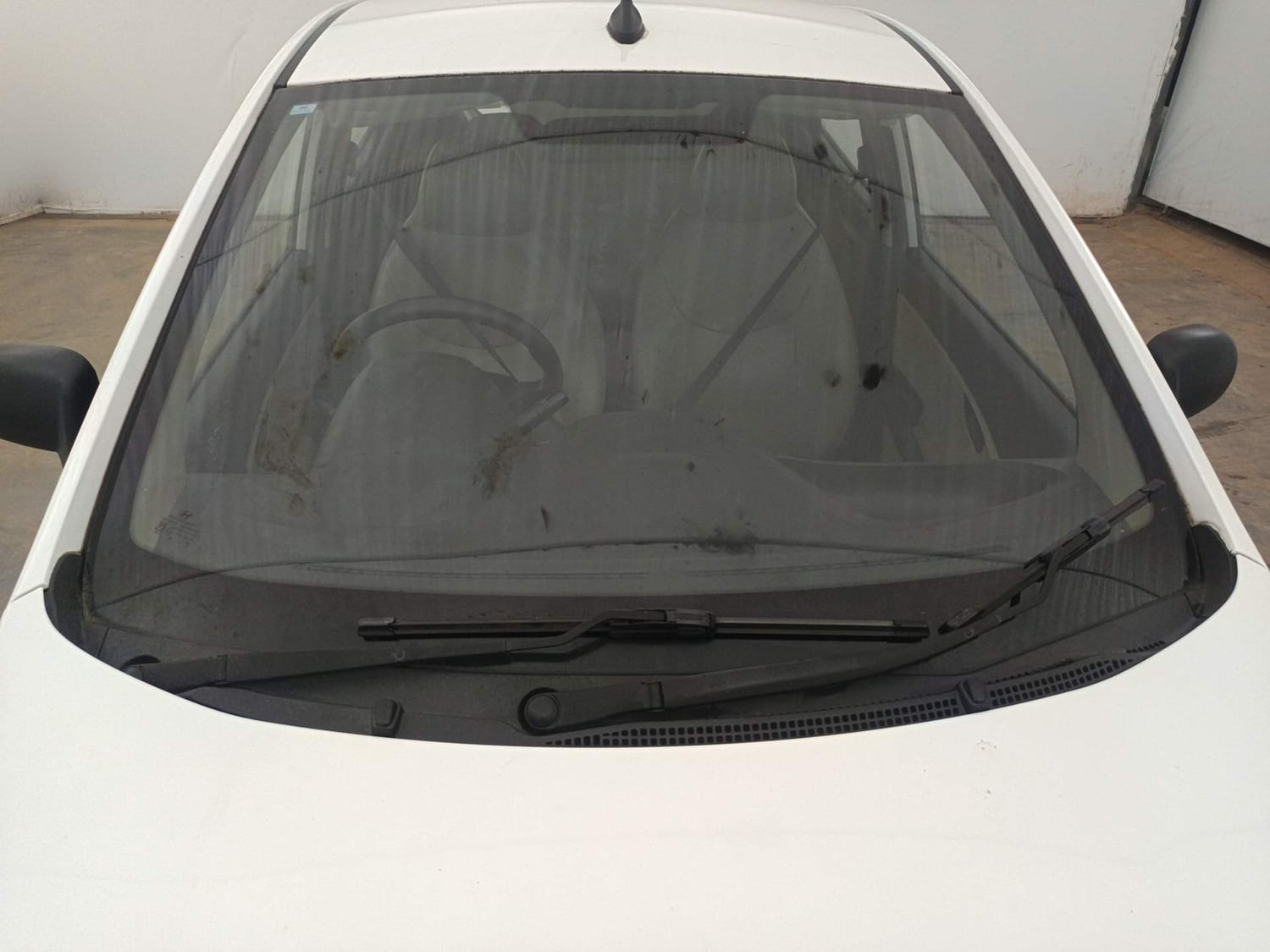 Used 2017 Hyundai Eon Era Petrol Manual exterior FRONT WINDSHIELD VIEW