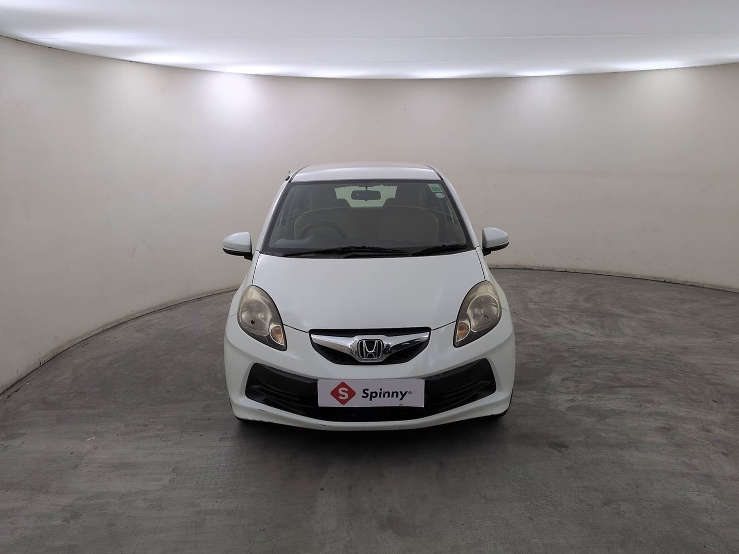 Used 2016 Honda Brio S MT Petrol Manual exterior FRONT VIEW