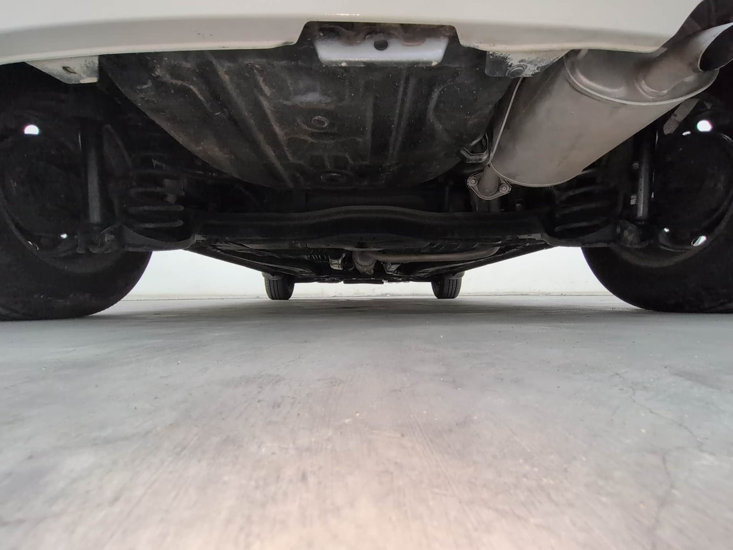 Used 2016 Honda Brio S MT Petrol Manual extra REAR UNDERBODY VIEW (TAKEN FROM REAR)