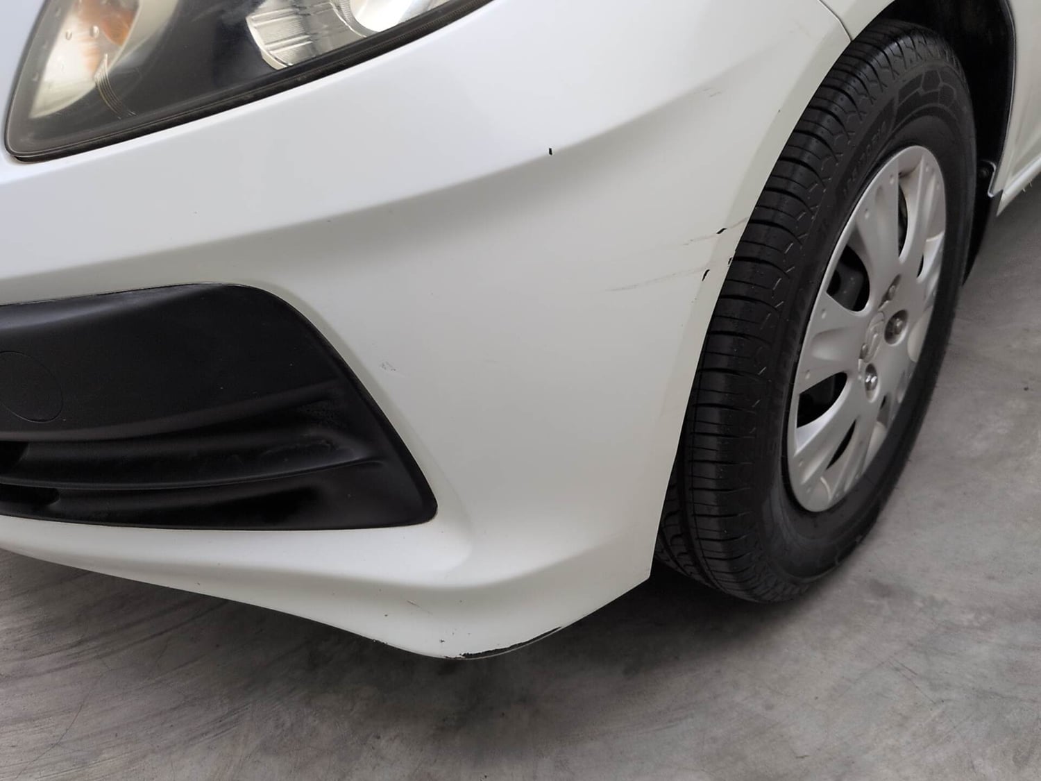 Used 2016 Honda Brio S MT Petrol Manual dents MINOR SCRATCH