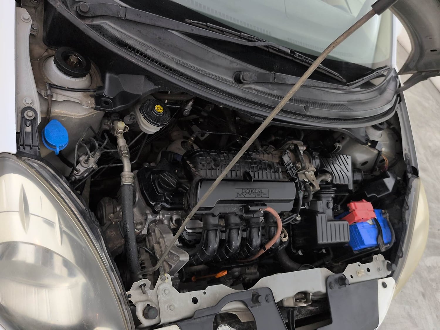 Used 2016 Honda Brio S MT Petrol Manual engine ENGINE RIGHT SIDE VIEW