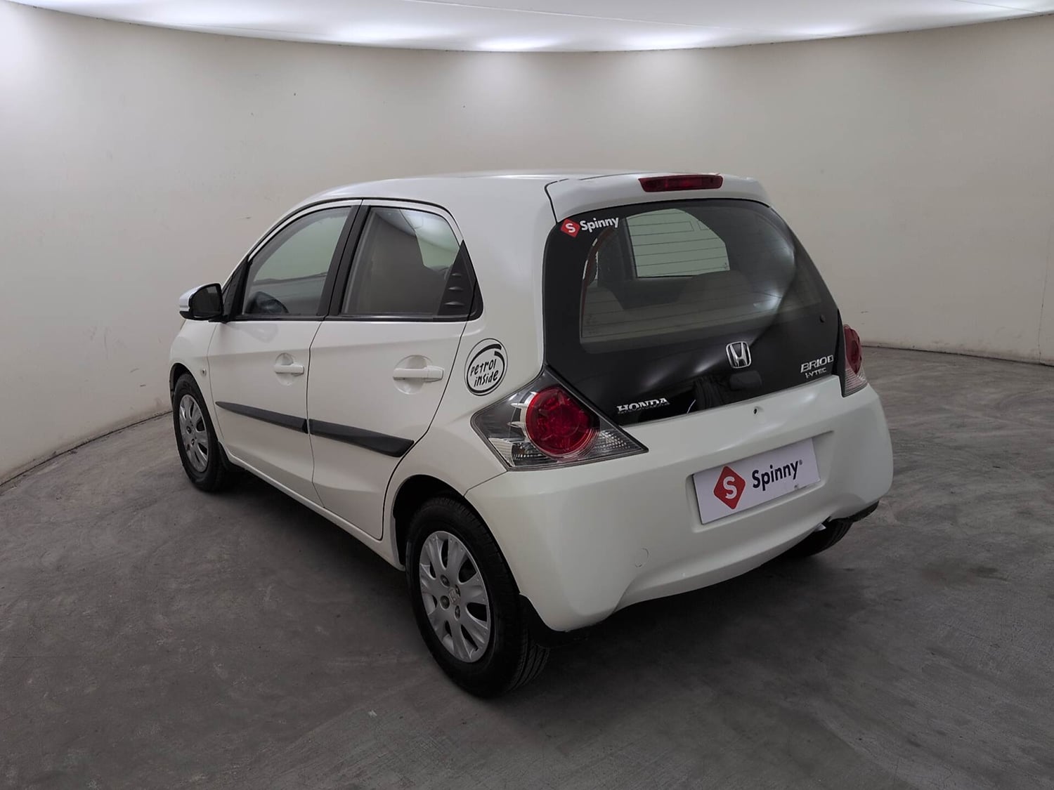 Used 2016 Honda Brio S MT Petrol Manual exterior LEFT REAR CORNER VIEW