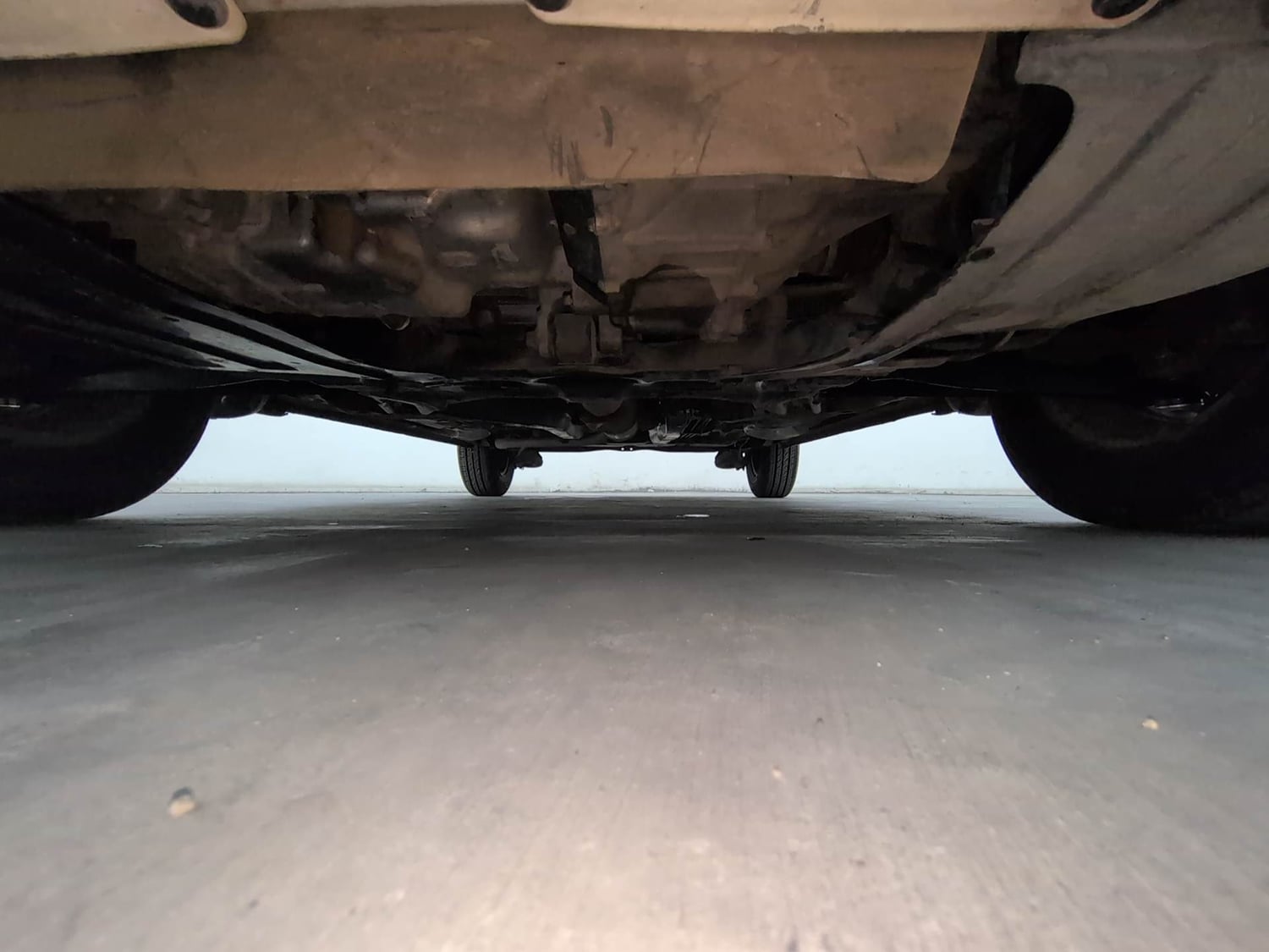 Used 2016 Honda Brio S MT Petrol Manual extra FRONT LEFT UNDERBODY VIEW