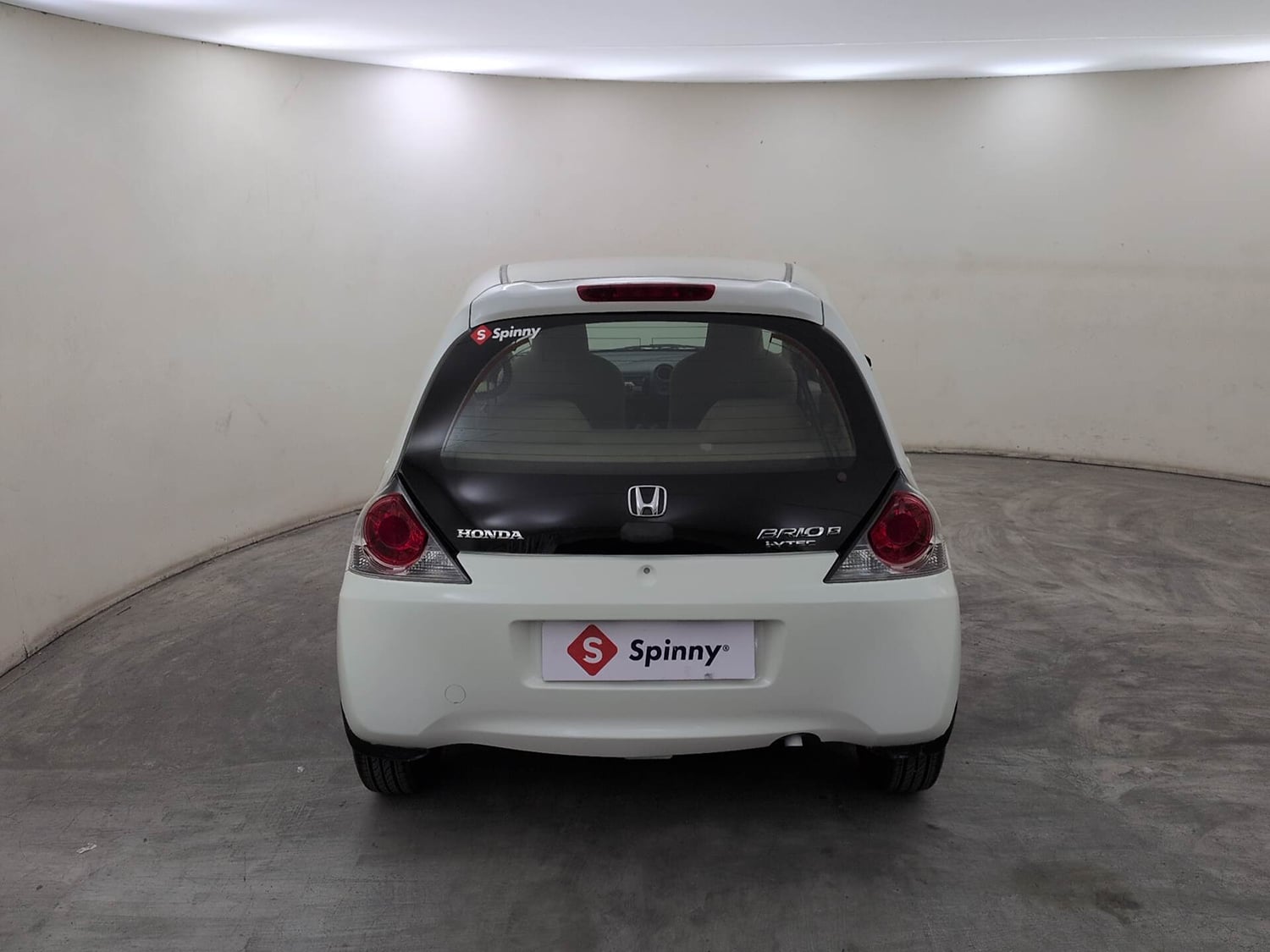 Used 2016 Honda Brio S MT Petrol Manual exterior BACK VIEW