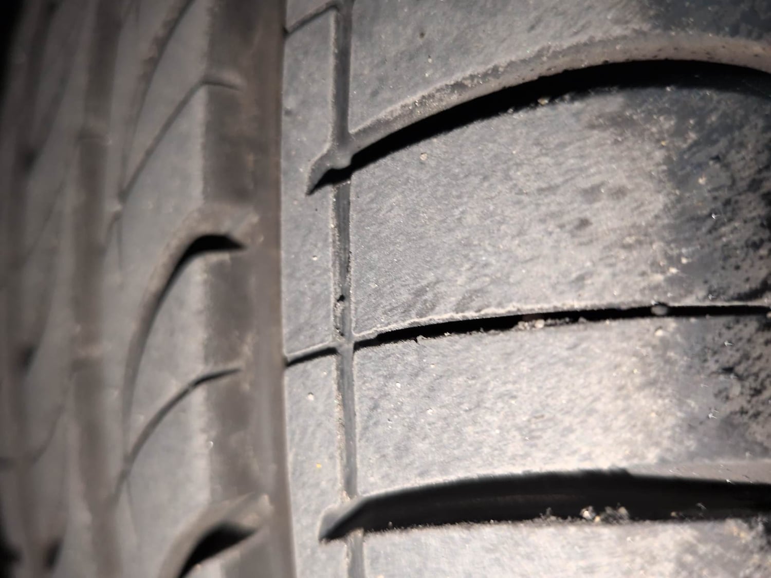 Used 2016 Honda Brio S MT Petrol Manual tyres RIGHT FRONT TYRE TREAD VIEW