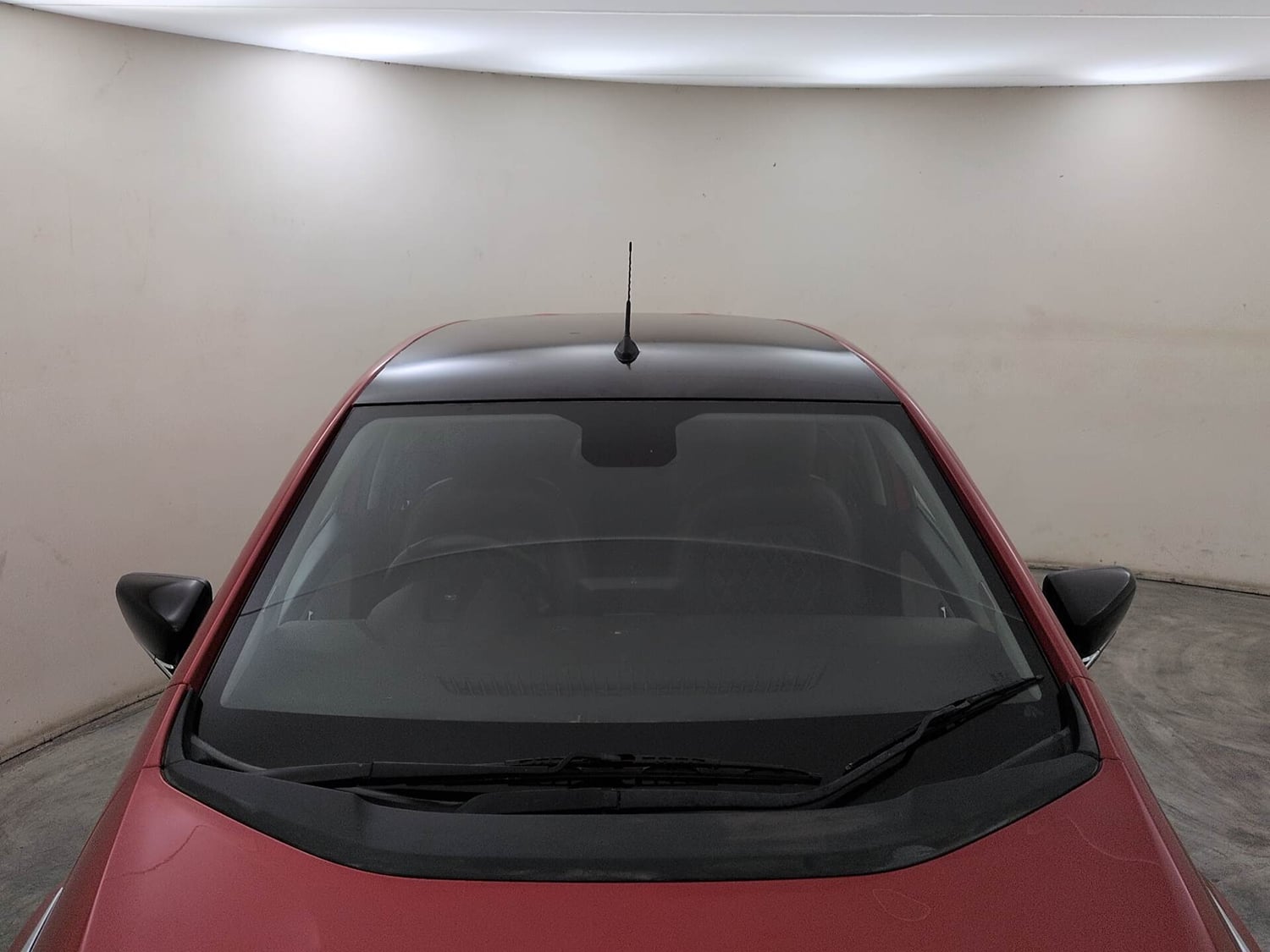 Used 2022 Tata Altroz XZ Diesel Diesel Manual exterior FRONT WINDSHIELD VIEW