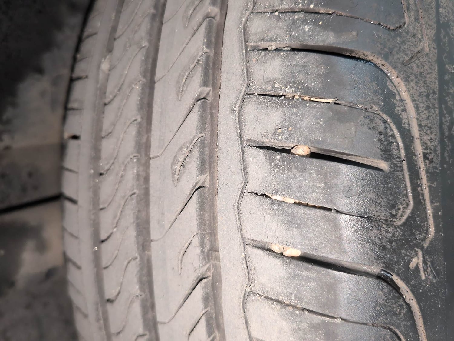 Used 2022 Tata Altroz XZ Diesel Diesel Manual tyres LEFT REAR TYRE TREAD VIEW