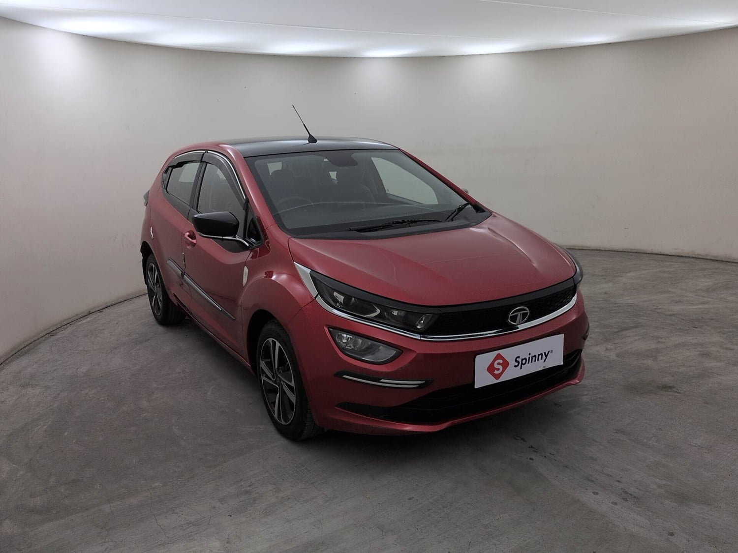 Used 2022 Tata Altroz XZ Diesel Diesel Manual exterior RIGHT FRONT CORNER VIEW