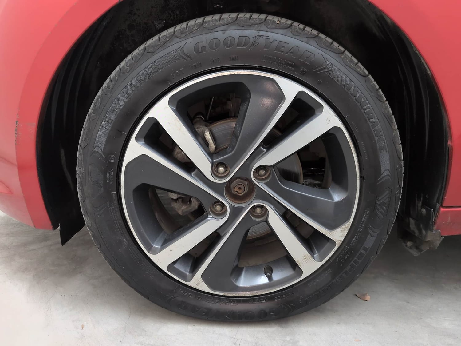 Used 2022 Tata Altroz XZ Diesel Diesel Manual tyres LEFT FRONT TYRE RIM VIEW