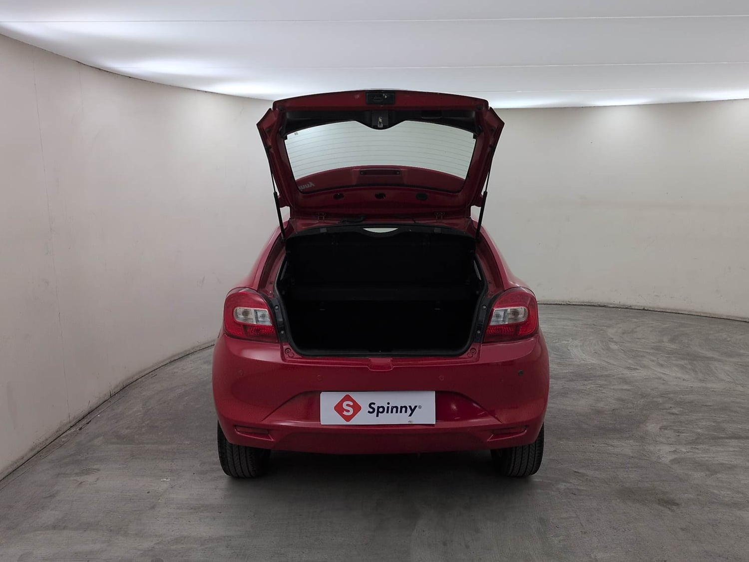 Used 2017 Maruti Suzuki Baleno Zeta 1.2 Petrol Manual interior DICKY DOOR OPEN VIEW
