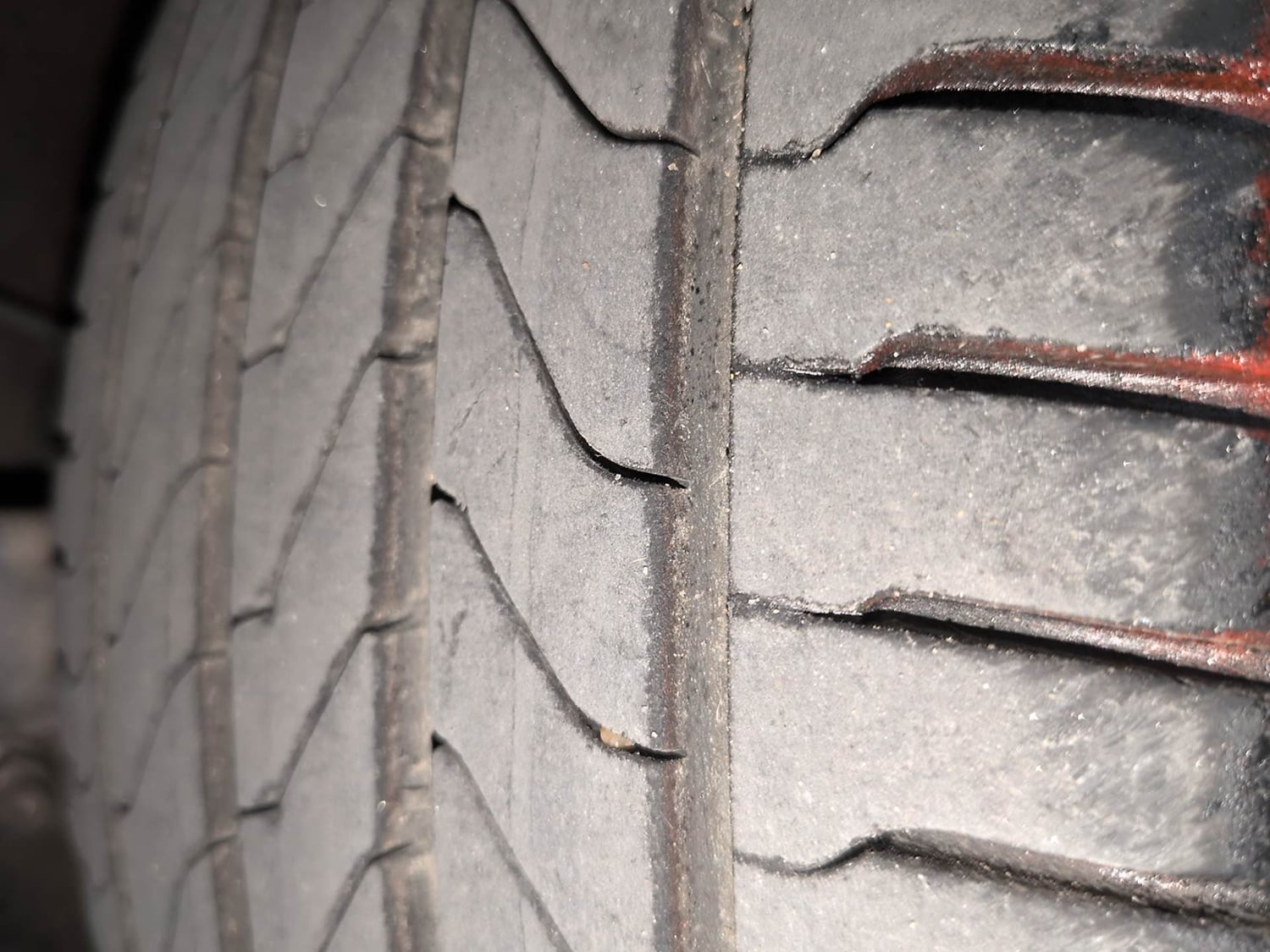 Used 2017 Maruti Suzuki Baleno Zeta 1.2 Petrol Manual tyres LEFT FRONT TYRE TREAD VIEW