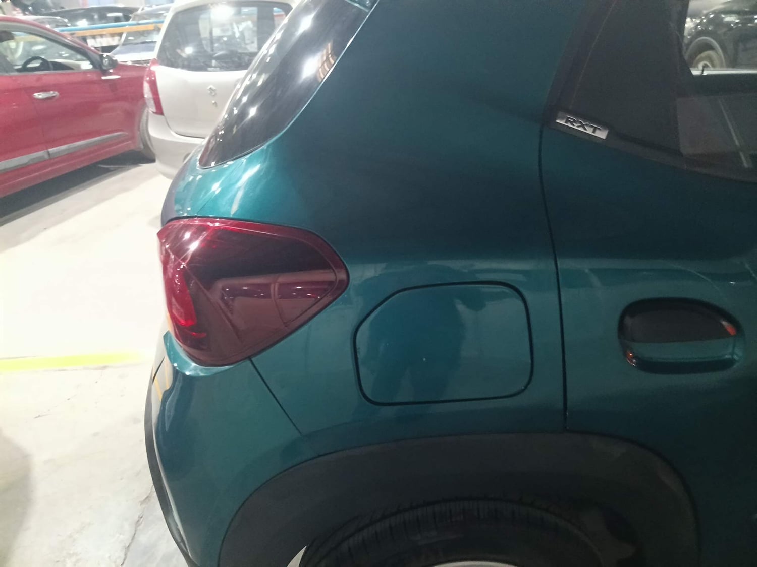 Used 2020 Renault Kwid RXT Petrol Manual dents MINOR DENT
