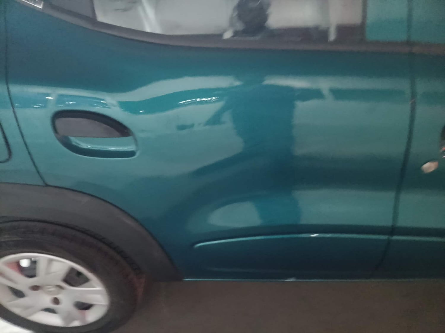 Used 2020 Renault Kwid RXT Petrol Manual dents MINOR SCRATCH