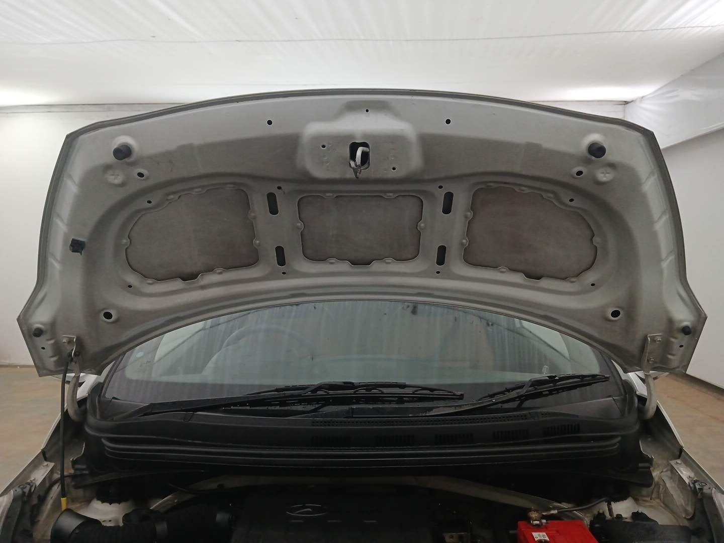 Used 2017 Hyundai Xcent S 1.2 Petrol Manual engine ENGINE & BONNET OPEN FRONT VIEW