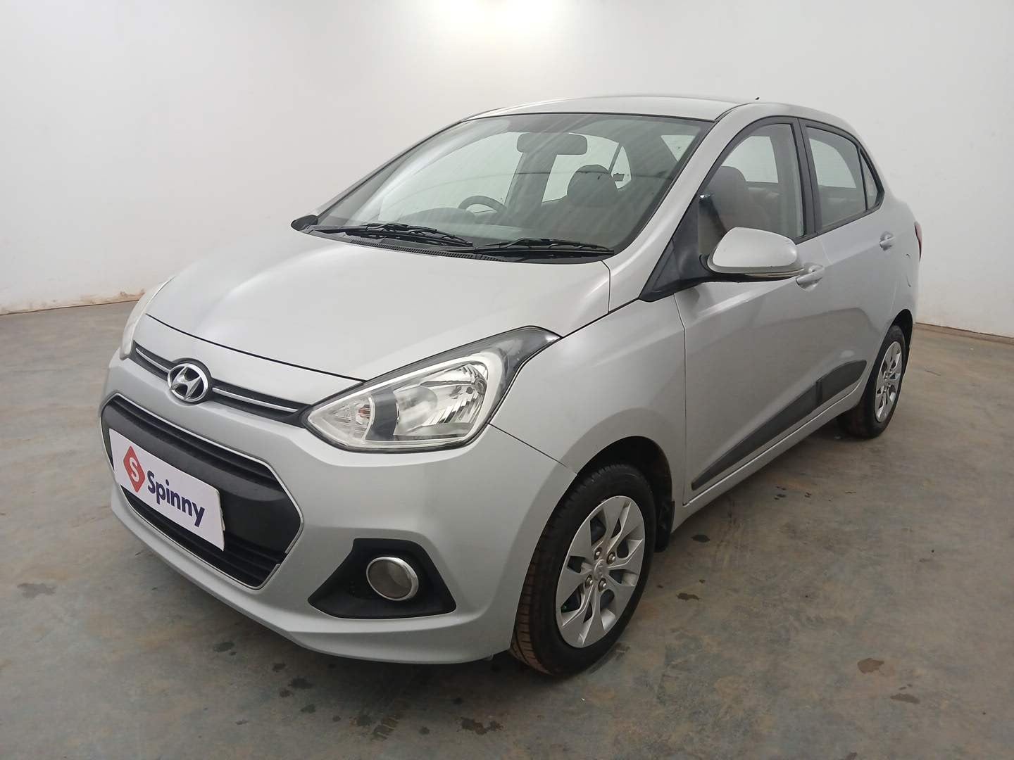 Used 2017 Hyundai Xcent S 1.2 Petrol Manual exterior LEFT FRONT CORNER VIEW