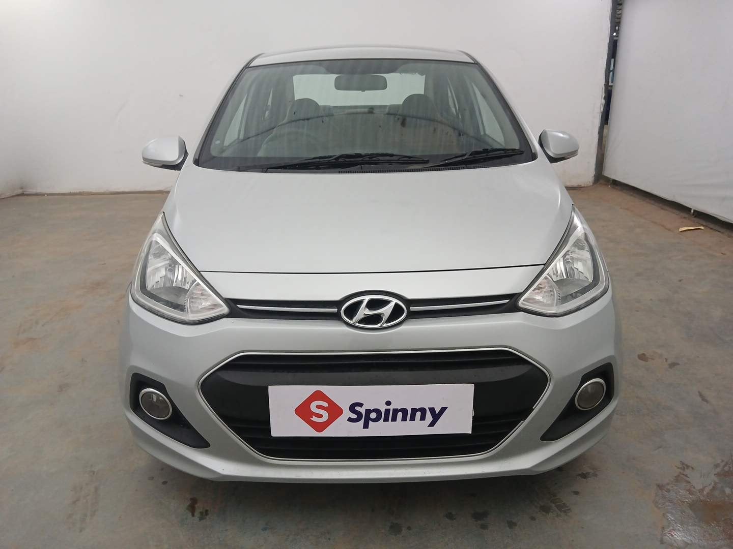 Used 2017 Hyundai Xcent S 1.2 Petrol Manual exterior FRONT VIEW