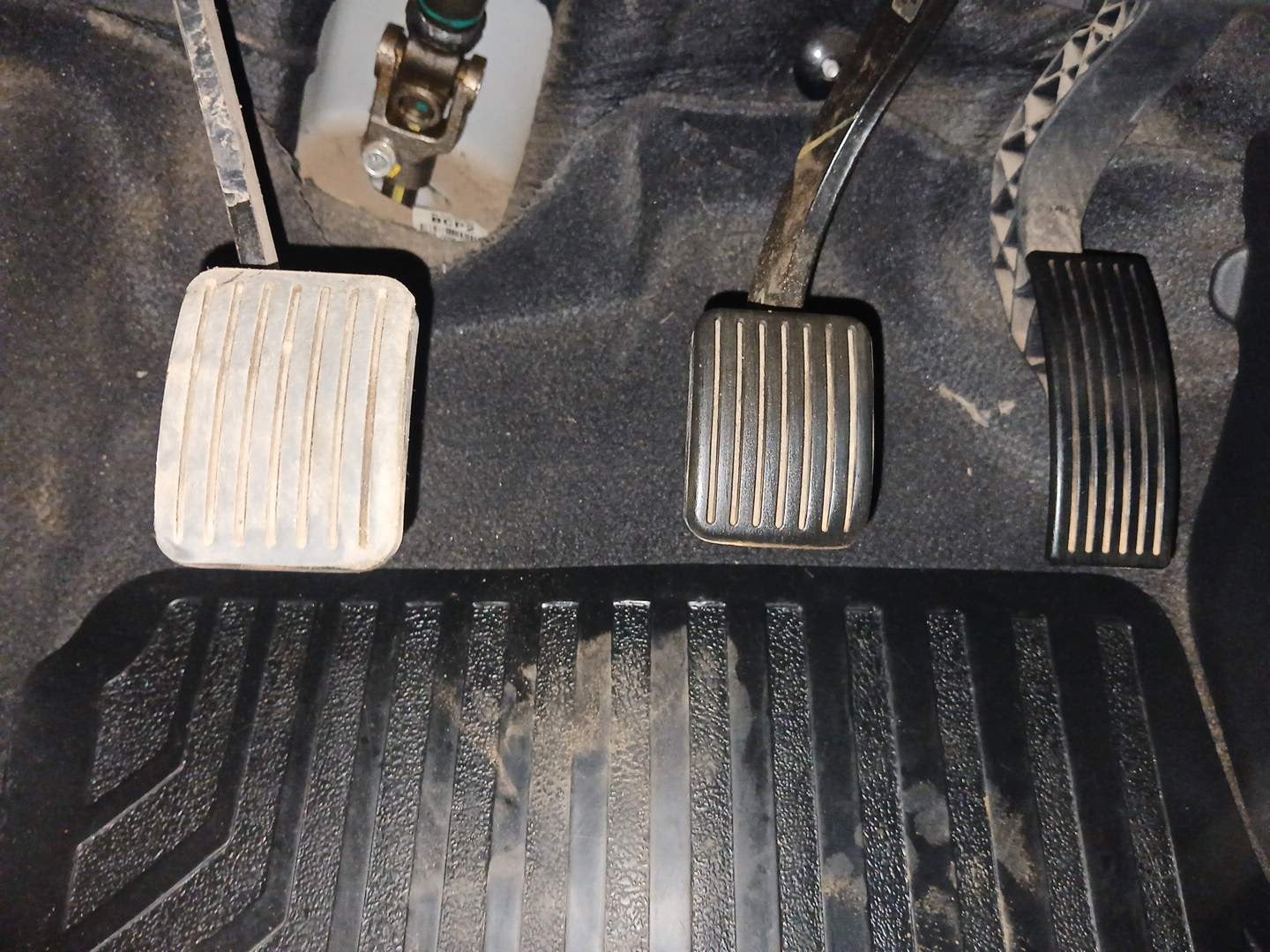 Used 2017 Hyundai Xcent S 1.2 Petrol Manual interior PEDALS VIEW