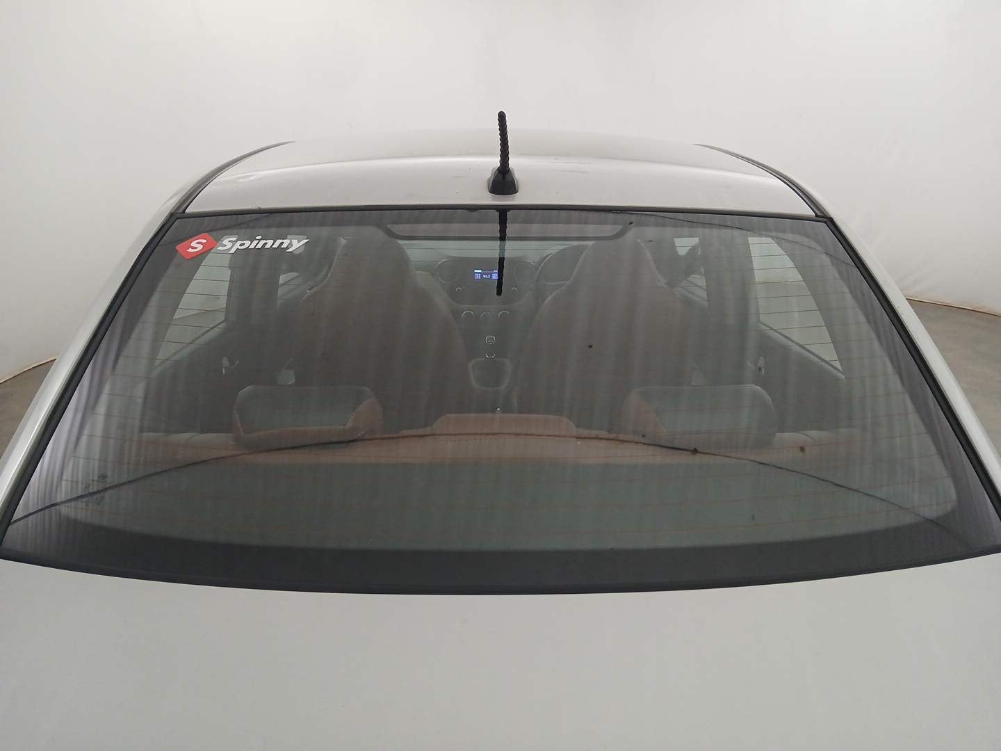 Used 2017 Hyundai Xcent S 1.2 Petrol Manual exterior BACK WINDSHIELD VIEW
