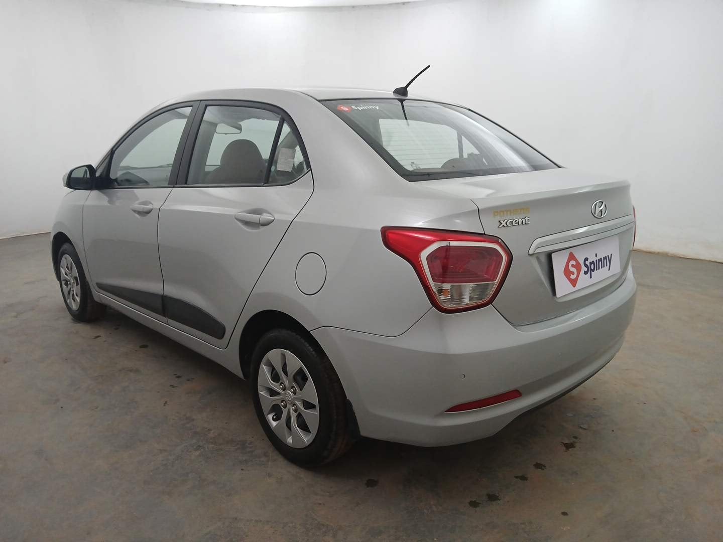 Used 2017 Hyundai Xcent S 1.2 Petrol Manual exterior LEFT REAR CORNER VIEW