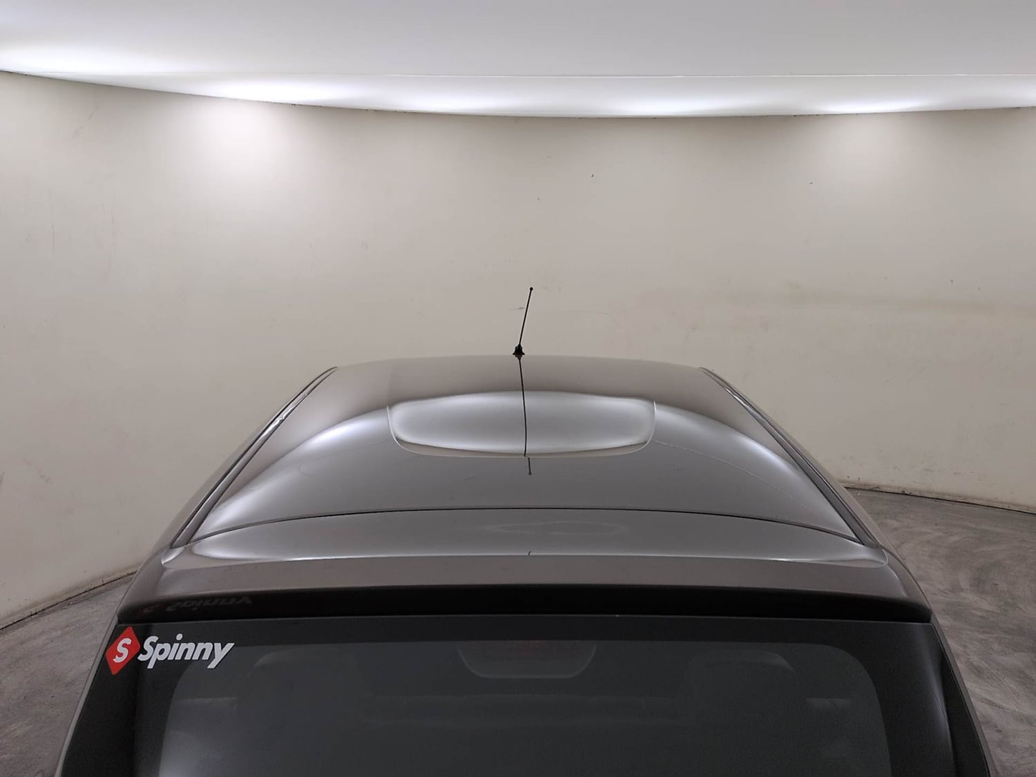 Used 2017 Renault Kwid RXT Petrol Manual exterior EXTERIOR ROOF VIEW