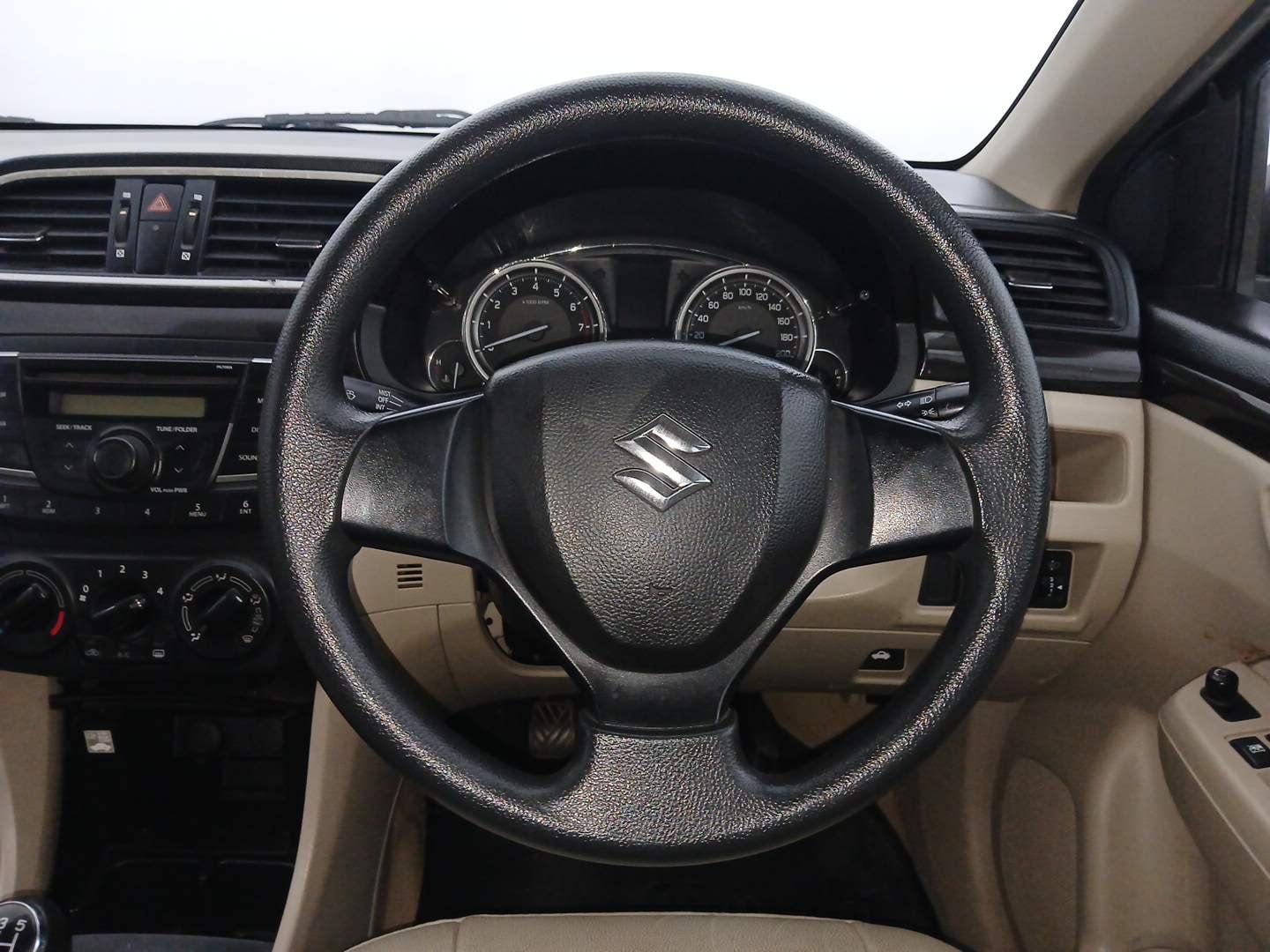 Used 2015 Maruti Suzuki Ciaz VXi Petrol Manual interior STEERING VIEW