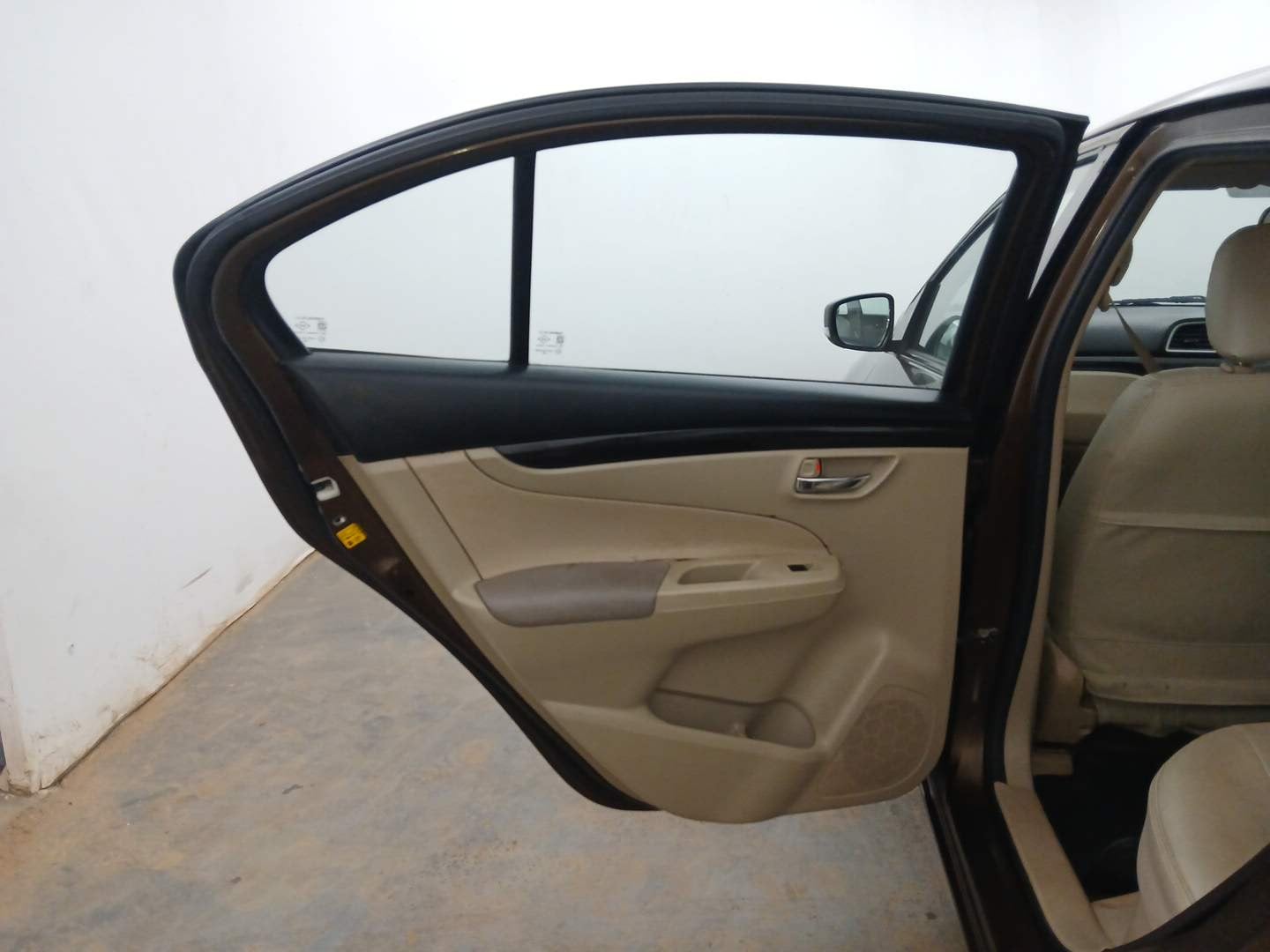 Used 2015 Maruti Suzuki Ciaz VXi Petrol Manual interior LEFT REAR DOOR OPEN VIEW