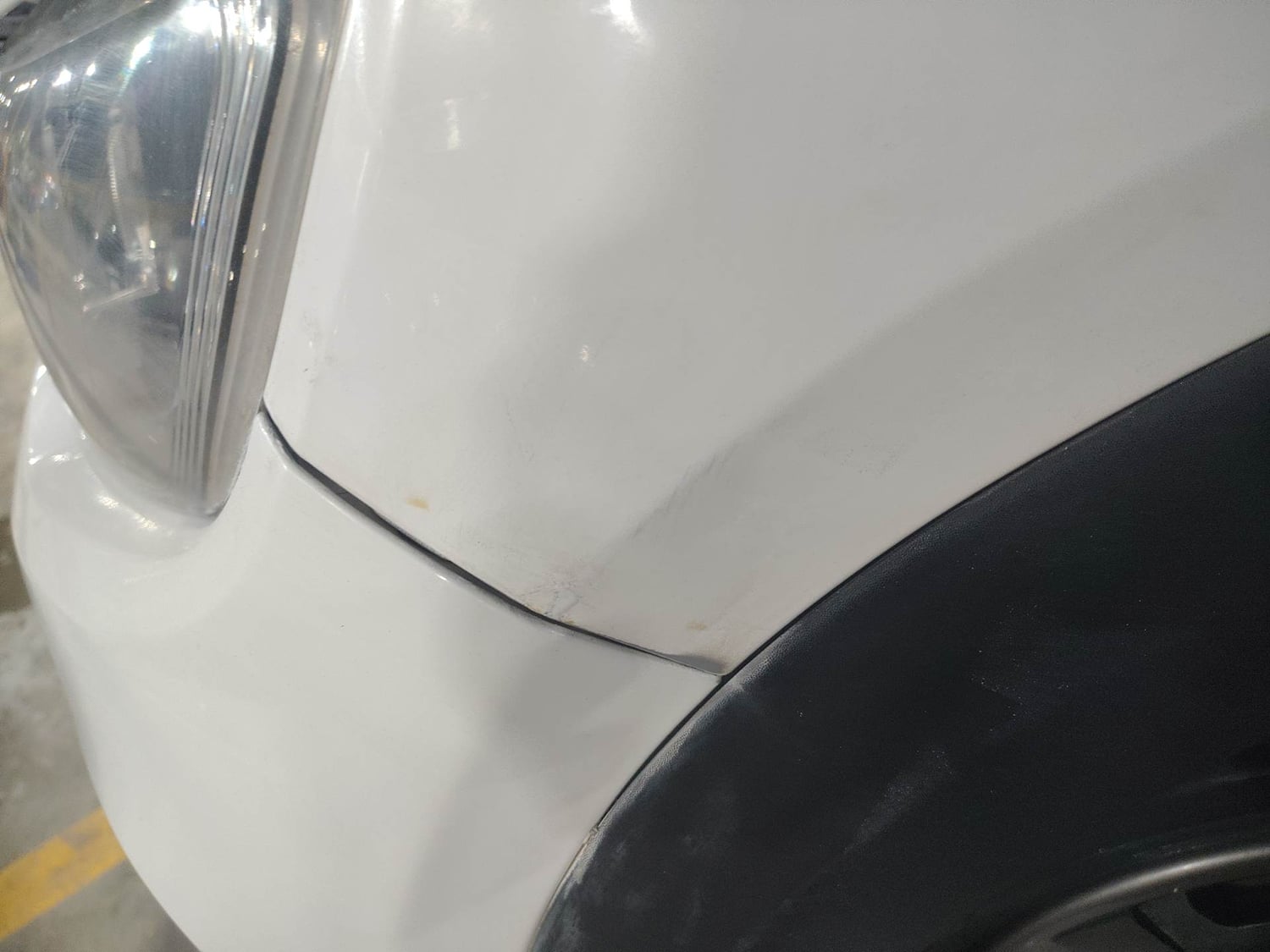 Used 2017 Renault Kwid 1.0 RXT Petrol Manual dents MINOR SCRATCH