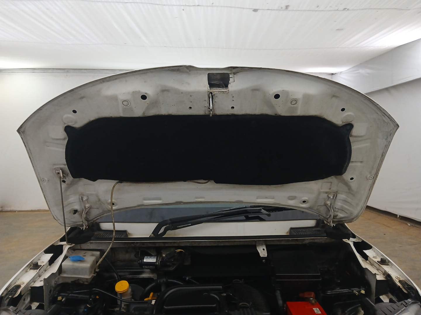 Used 2018 Renault Kwid RXE Petrol Manual engine ENGINE & BONNET OPEN FRONT VIEW