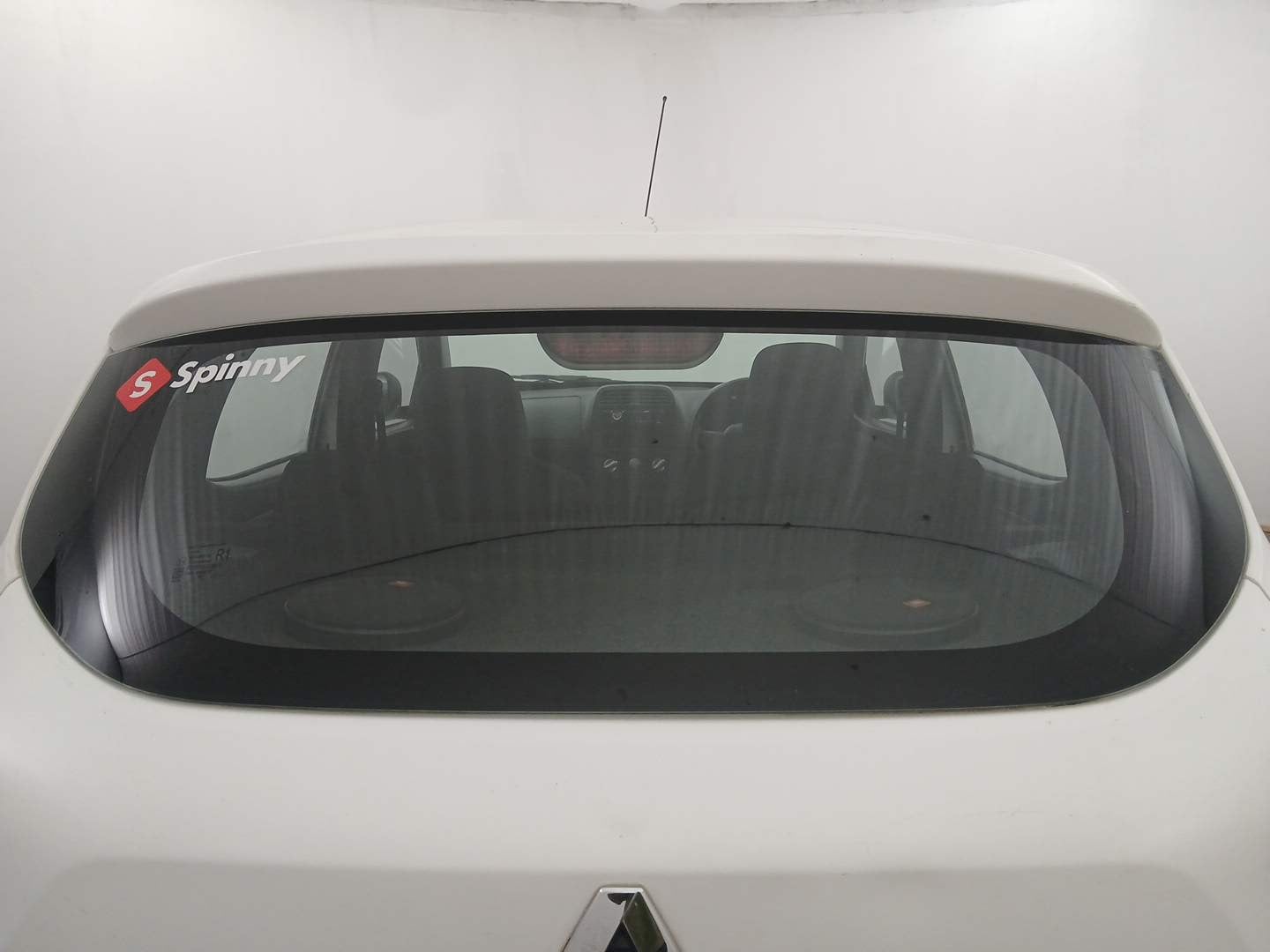 Used 2018 Renault Kwid RXE Petrol Manual exterior BACK WINDSHIELD VIEW