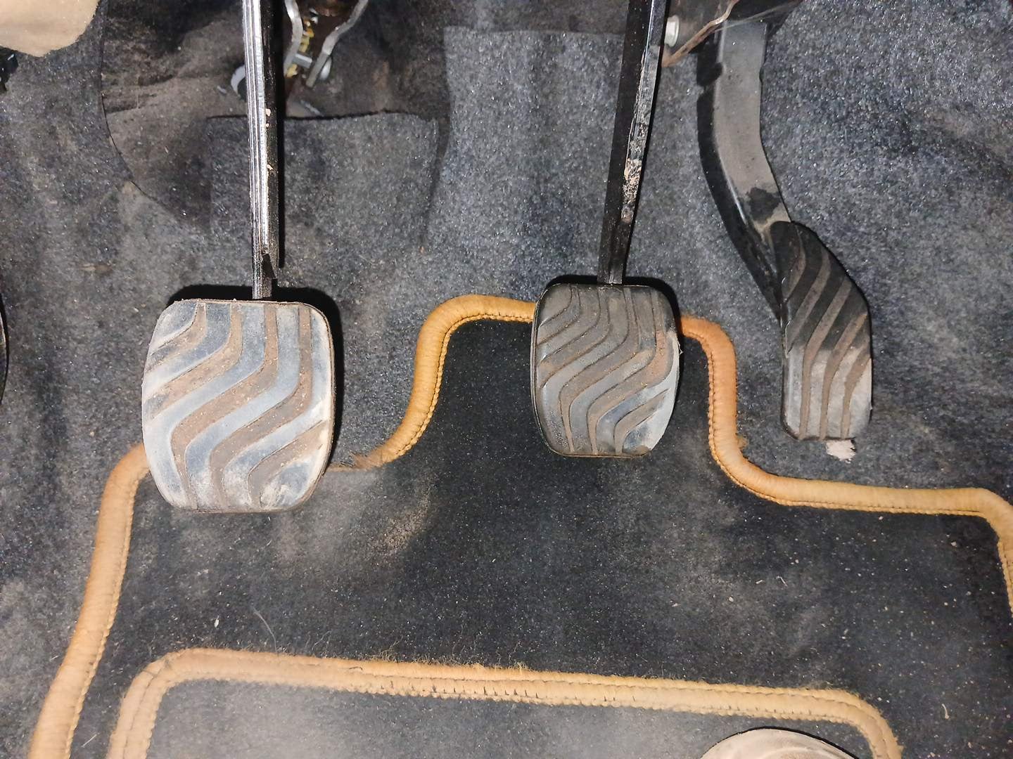 Used 2018 Renault Kwid RXE Petrol Manual interior PEDALS VIEW