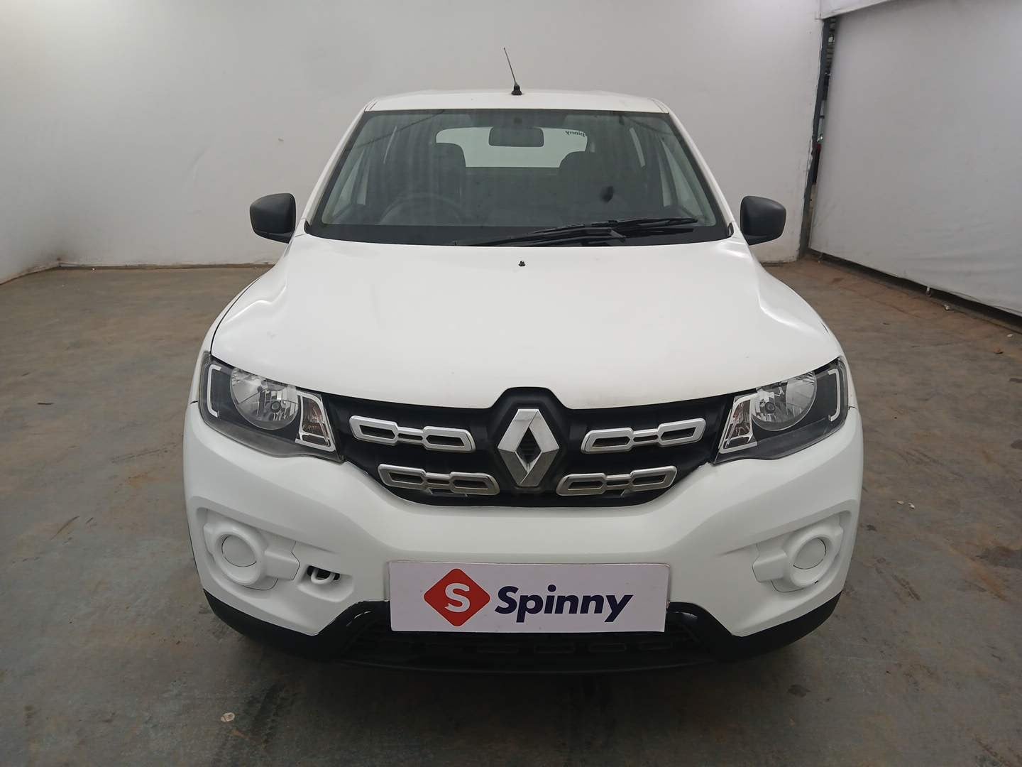 Used 2018 Renault Kwid RXE Petrol Manual exterior FRONT VIEW